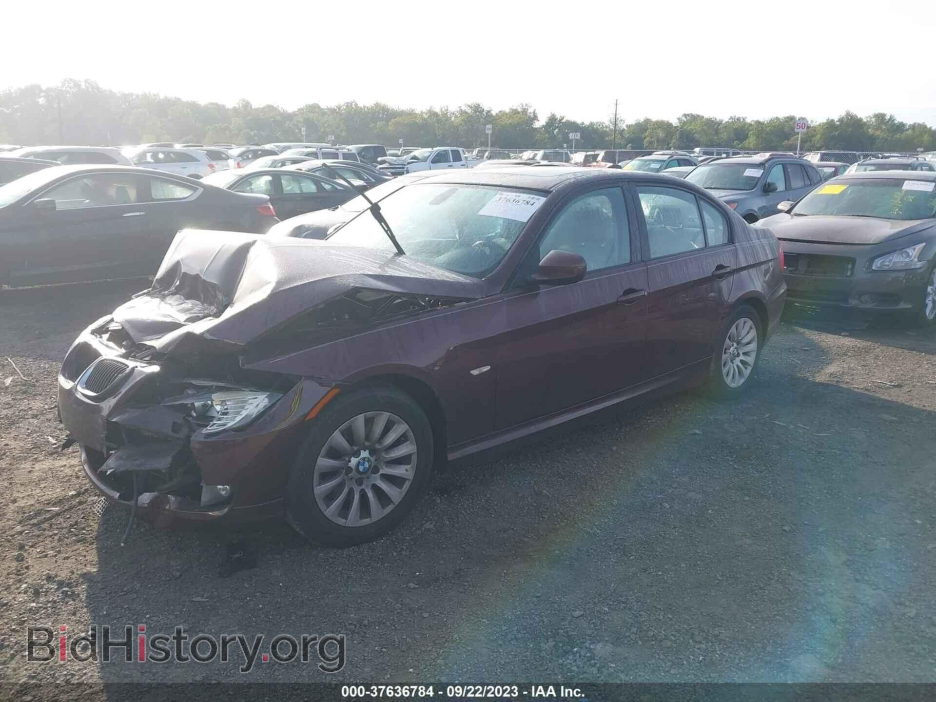 2009 BMW 3 SERIES - VIN: WBAPH53569A438604 - Фото 2