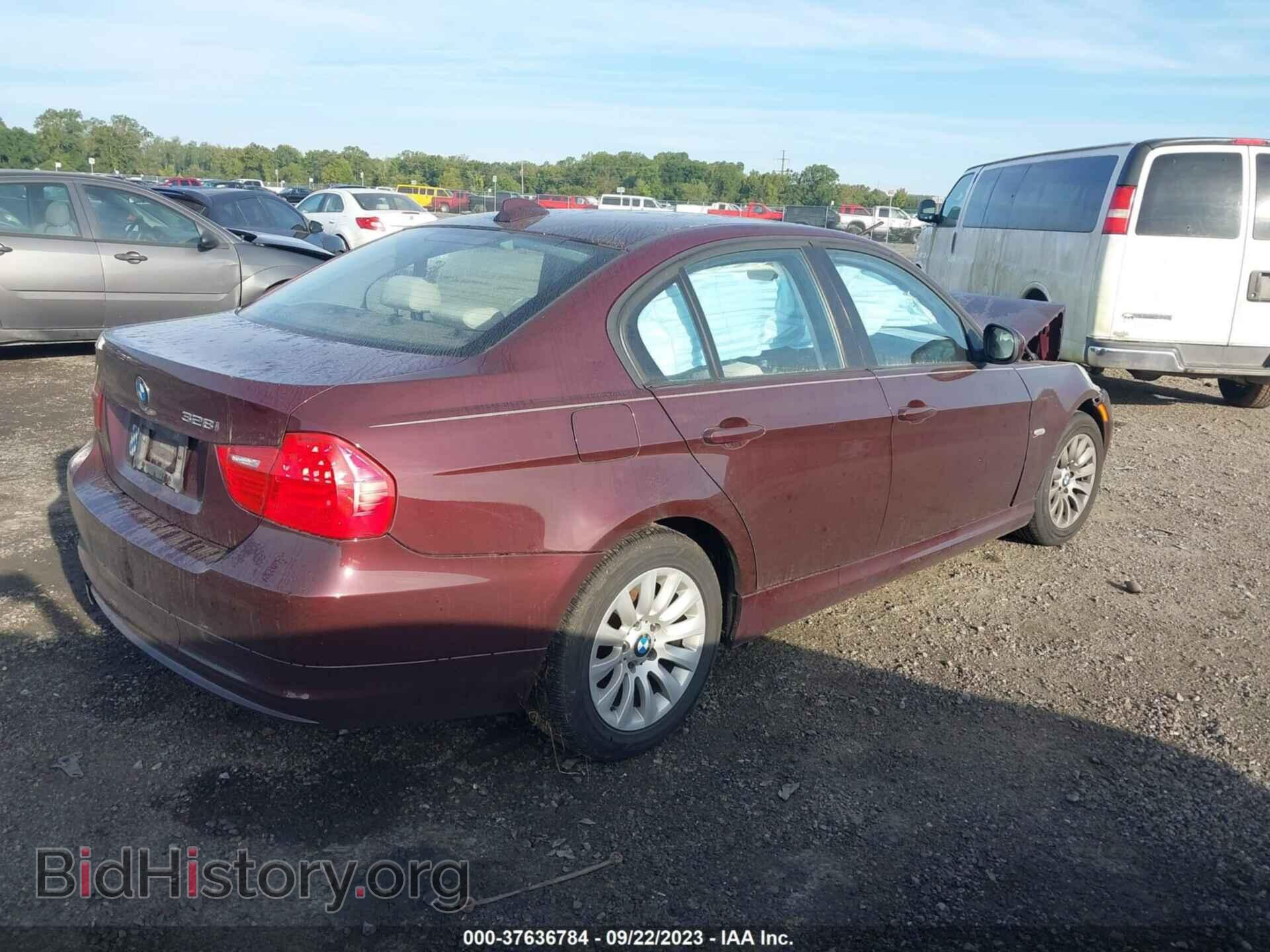 2009 BMW 3 SERIES - VIN: WBAPH53569A438604 - Фото 4