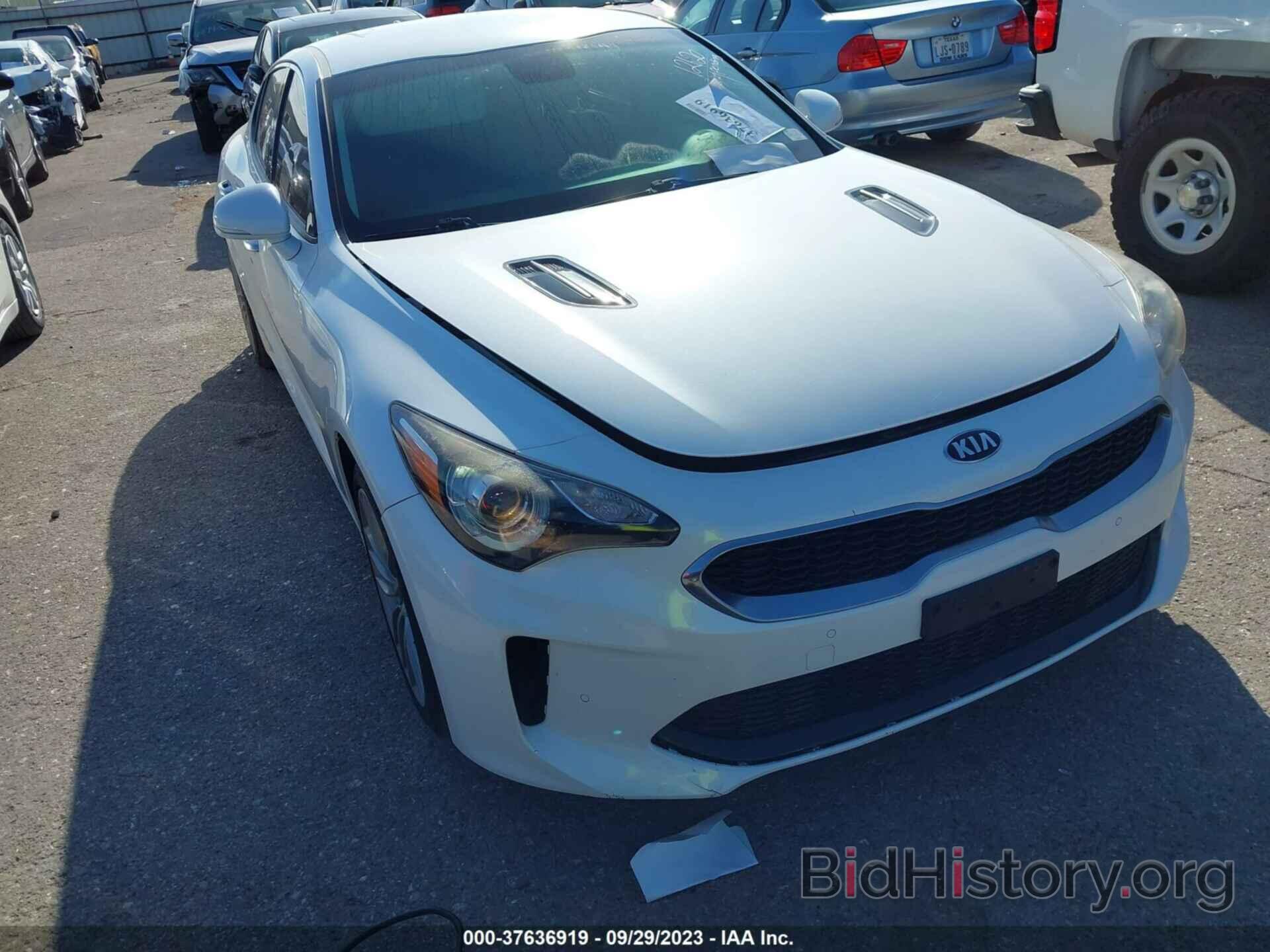 Фотография KNAE15LA5J6031129 - KIA STINGER 2018