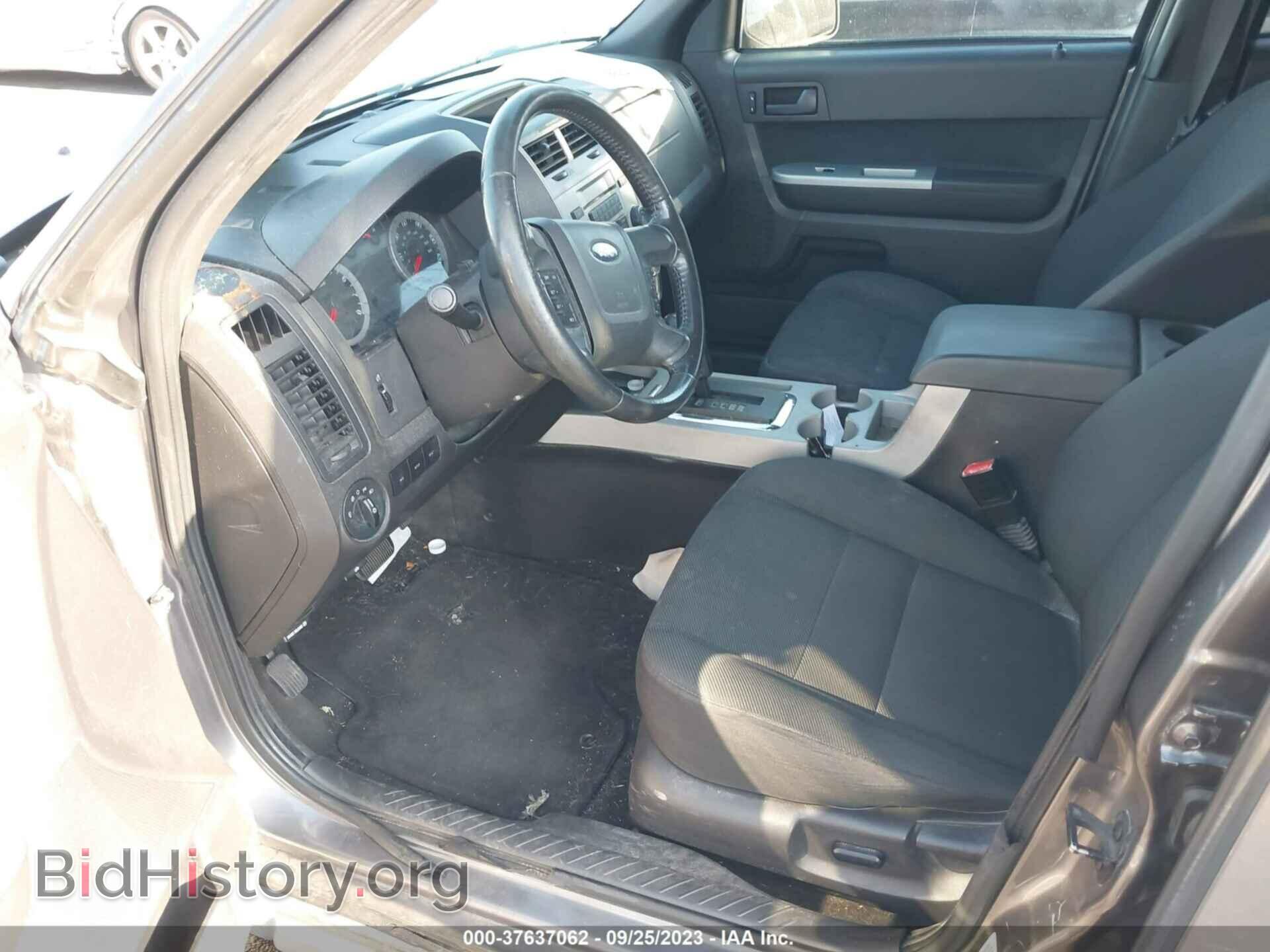 2010 FORD ESCAPE - VIN: 1FMCU0D77AKB09775 - Фото 5