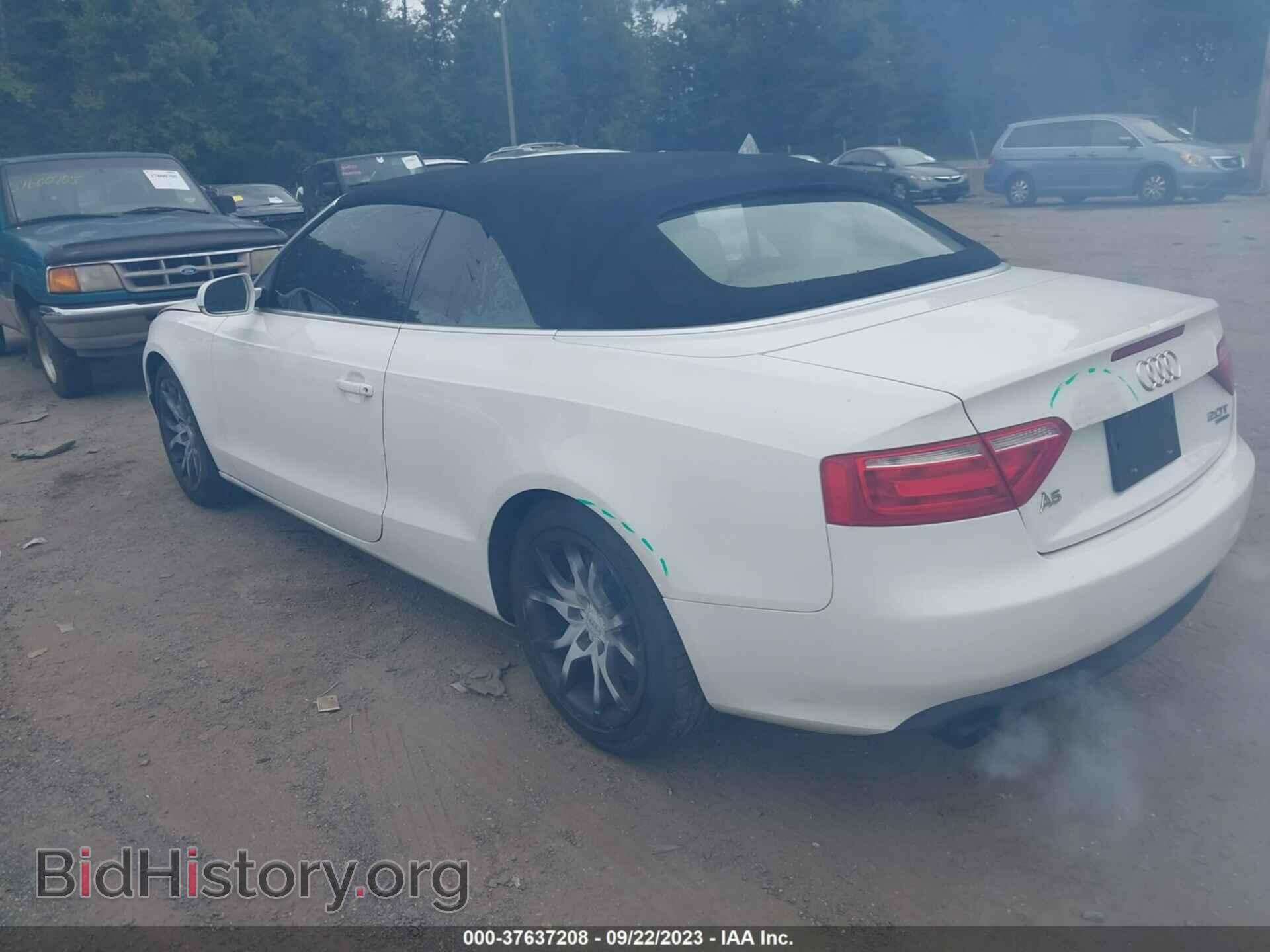 2011 AUDI A5 - VIN: WAUCFAFH0BN009699 - Фото 3