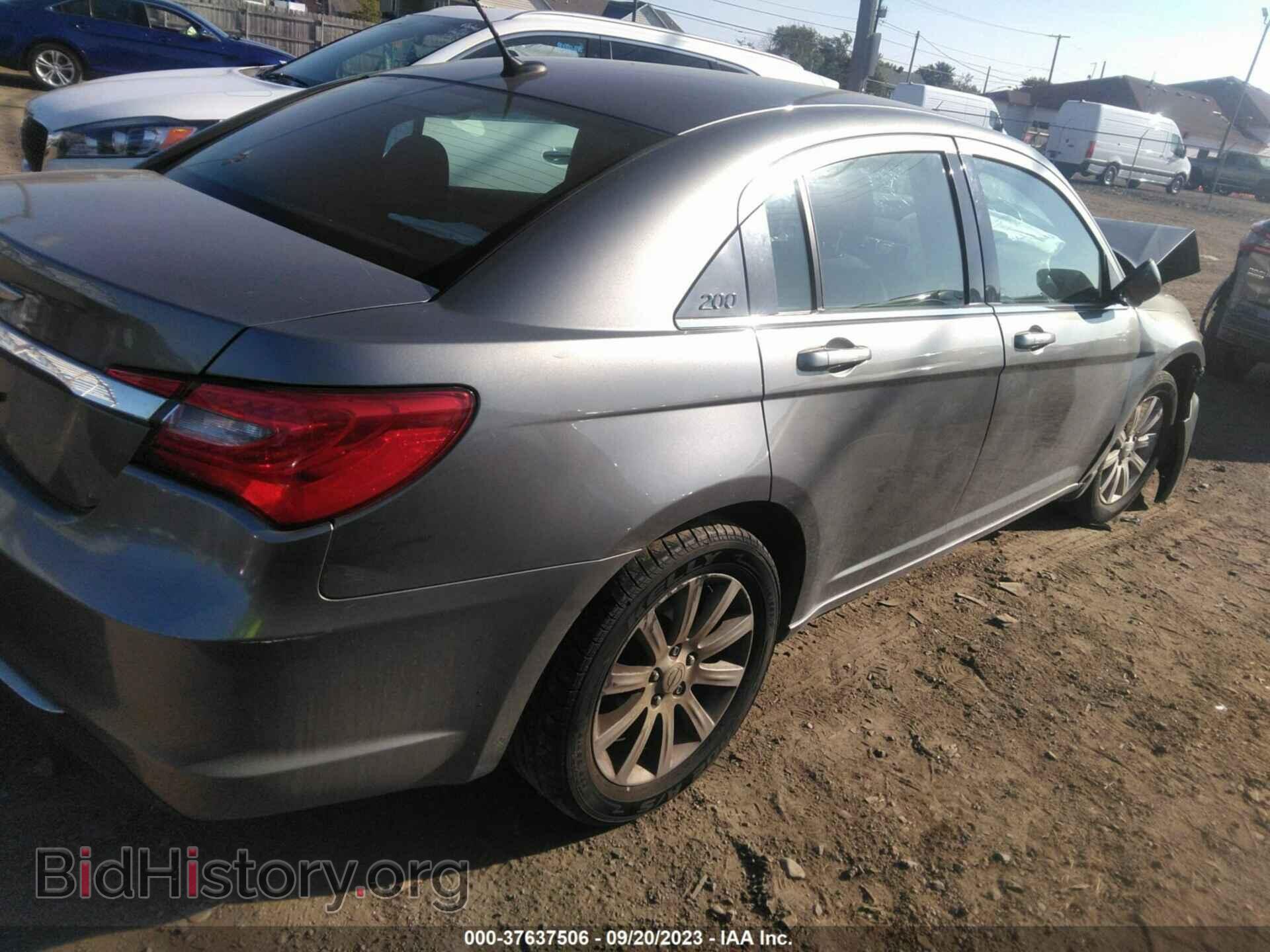 2012 CHRYSLER 200 - VIN: 1C3CCBBB1CN278898 - Фото 4