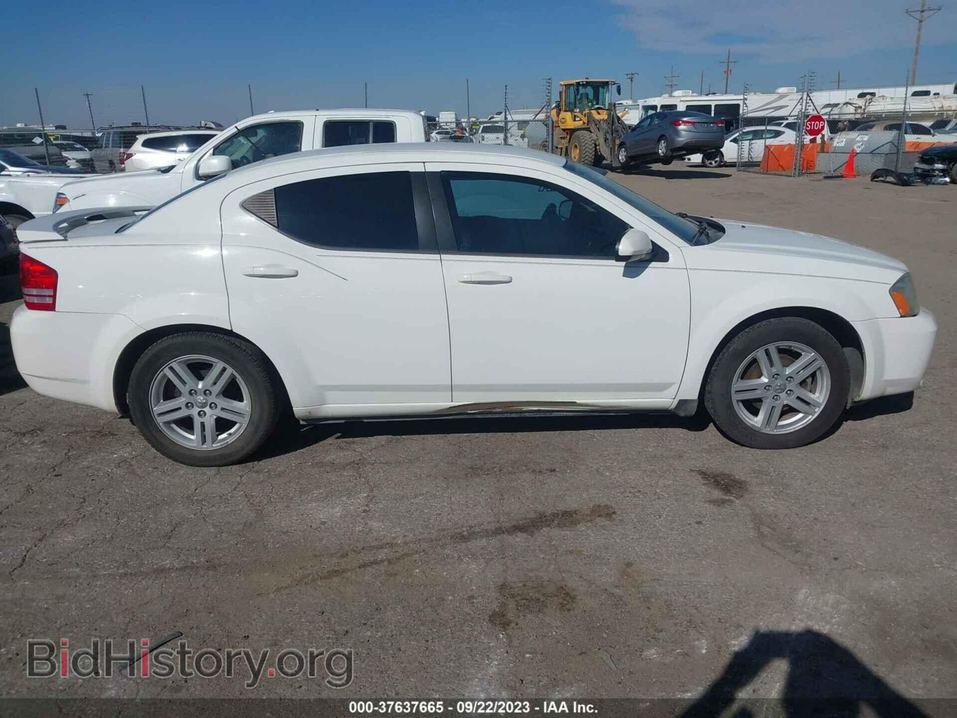 2010 DODGE AVENGER - VIN: 1B3CC5FB2AN215041 - Photo 13