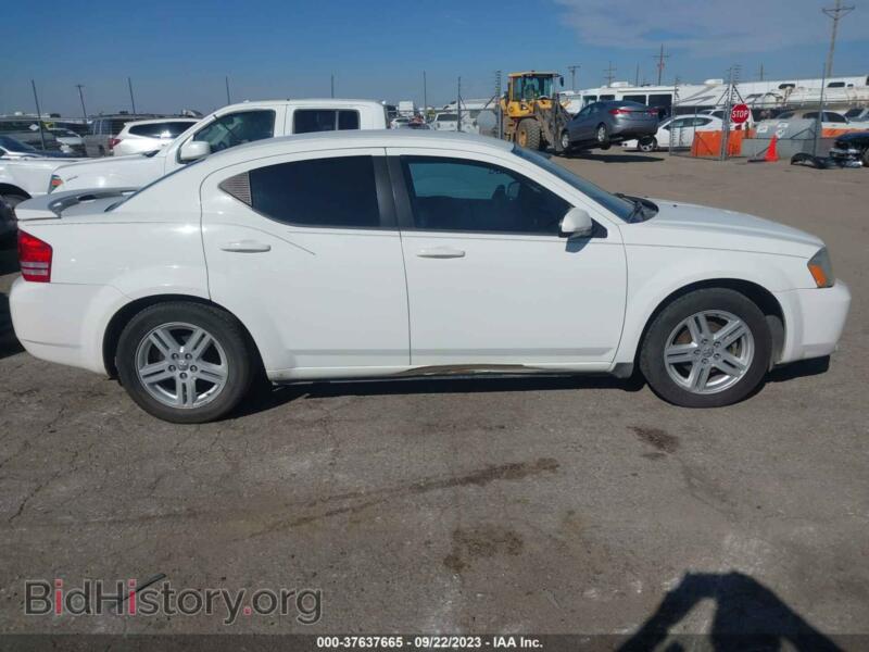 2010 Dodge AVENGER (VIN 1B3CC5FB2AN215041) — фото 13 из 16