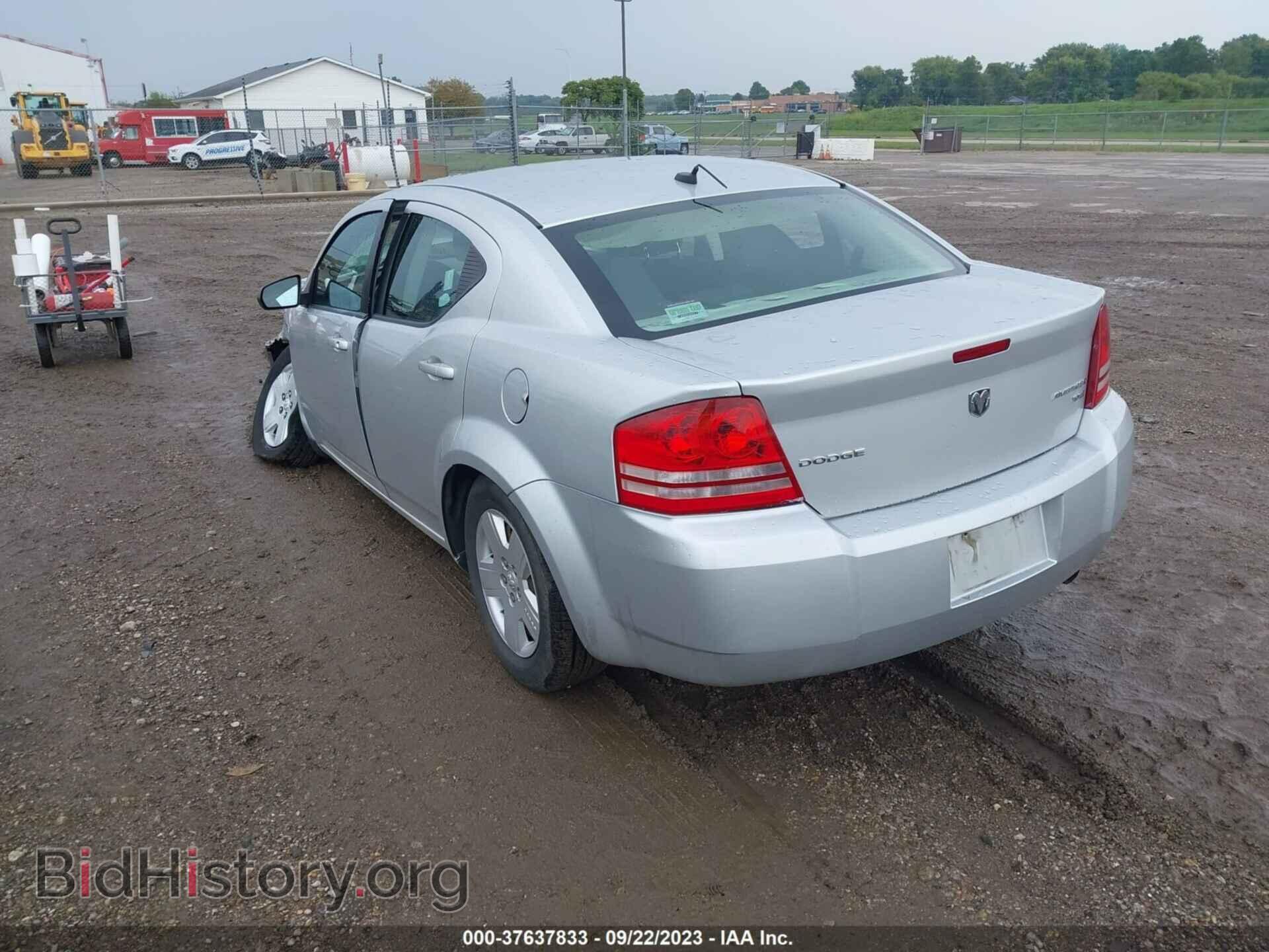 2010 DODGE AVENGER - VIN: 1B3CC4FBXAN214715 - Photo 3