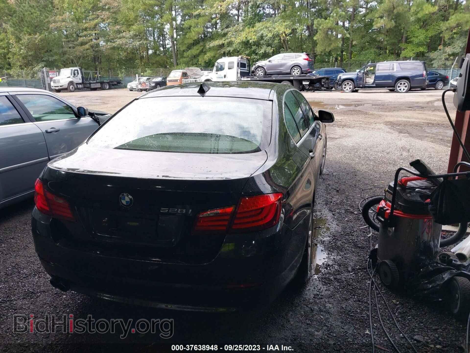 2012 BMW 528I - VIN: WBAXH5C59CDW09514 - Фото 4