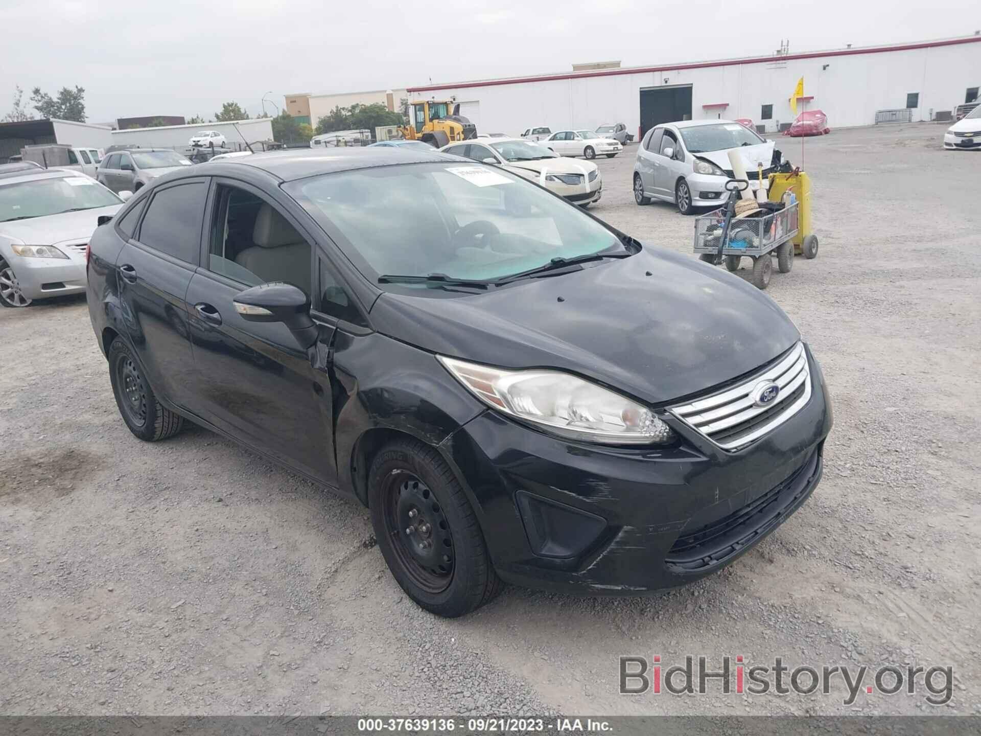 Photo 3FADP4BJ1DM157863 - FORD FIESTA 2013