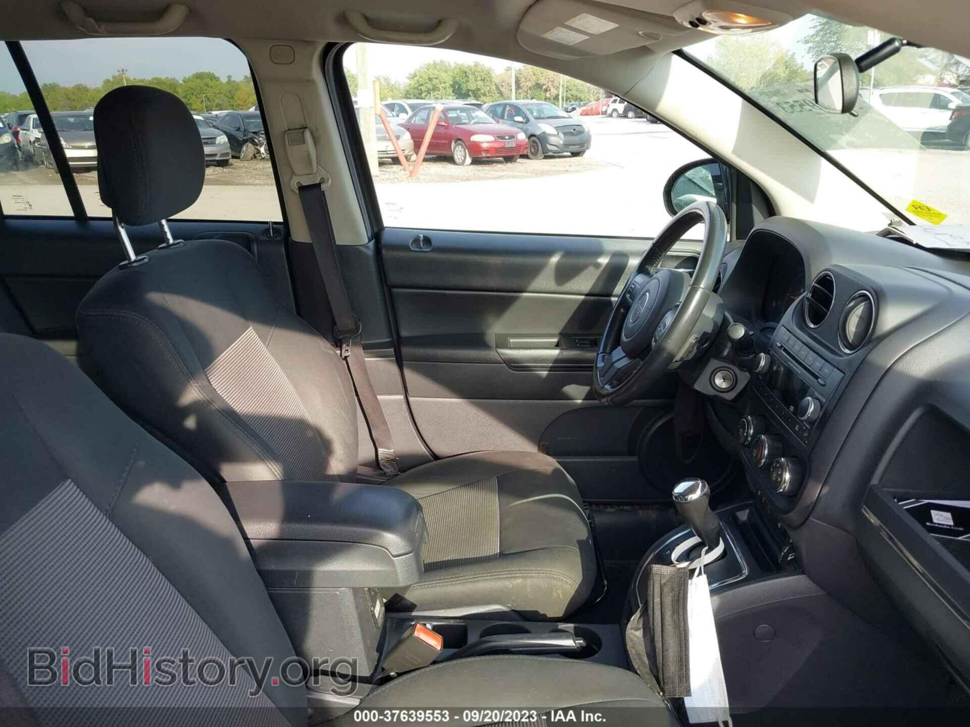 2012 JEEP COMPASS - VIN: 1C4NJDEB0CD604908 - Фото 5