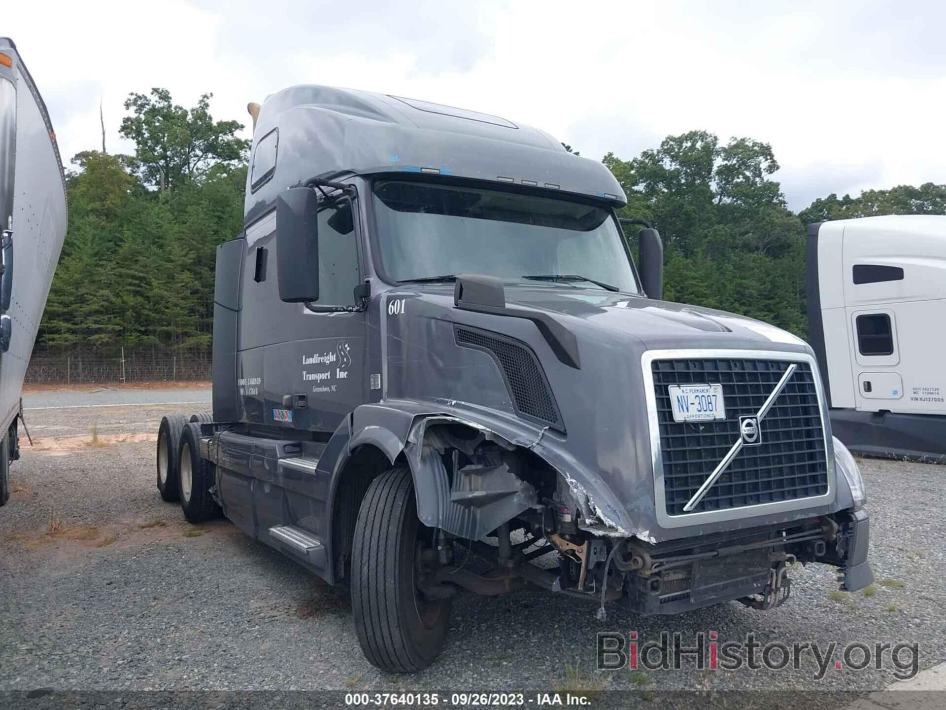 Photo 4V4NC9EH6DN130507 - VOLVO VN 2013