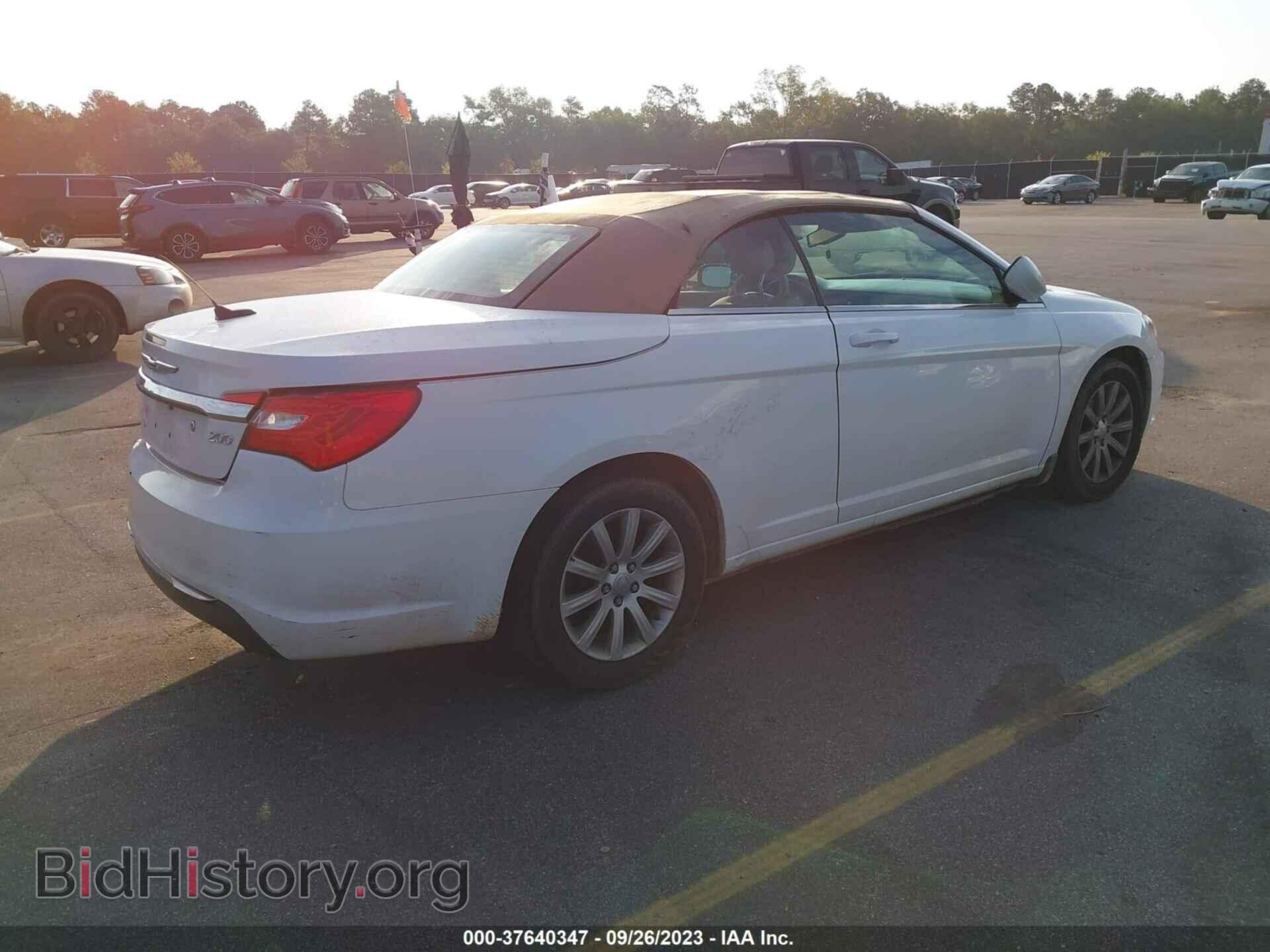 2012 CHRYSLER 200 - VIN: 1C3BCBEB9CN162873 - Фото 4