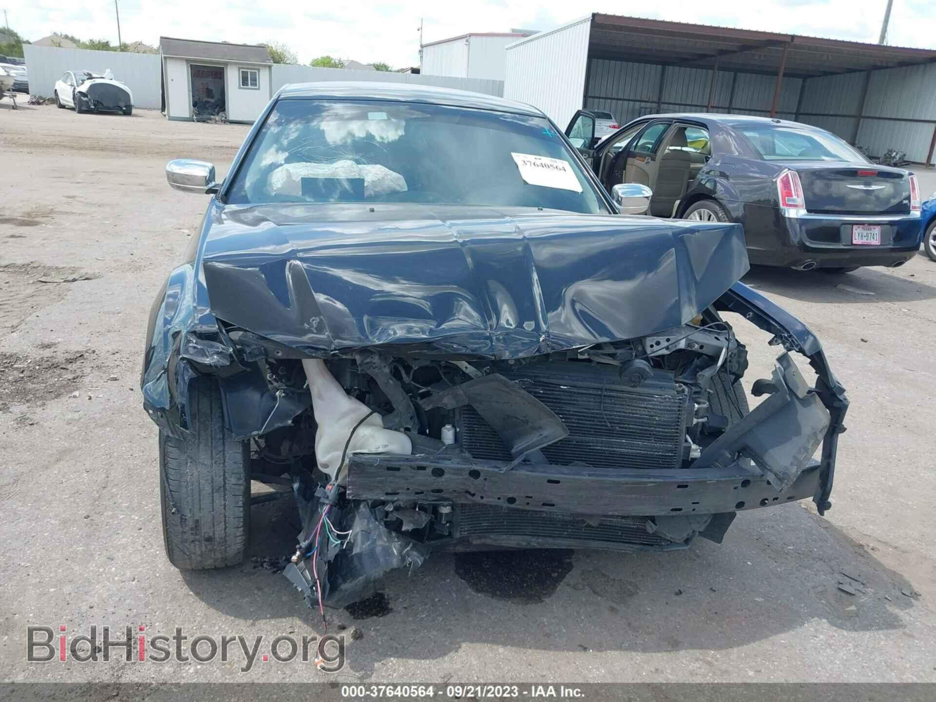 2011 CHRYSLER 300 - VIN: 2C3CA5CGXBH595684 - Фото 6