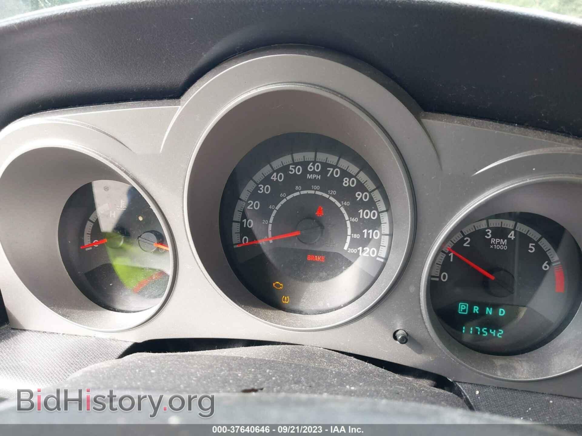 2010 DODGE AVENGER - VIN: 1B3CC4FB2AN110929 - Photo 7