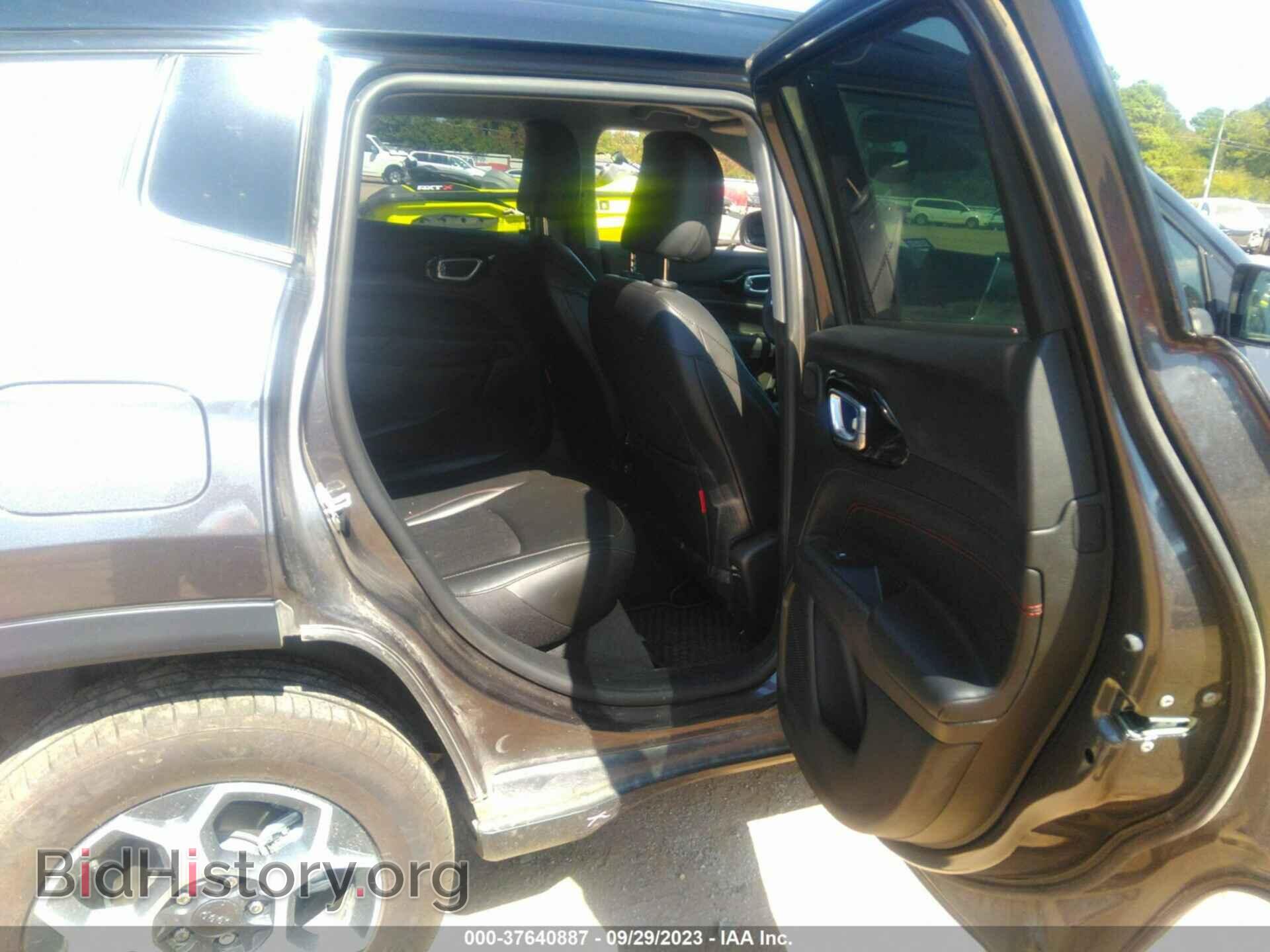 2022 JEEP COMPASS - VIN: 3C4NJDDB1NT206511 - Фото 8
