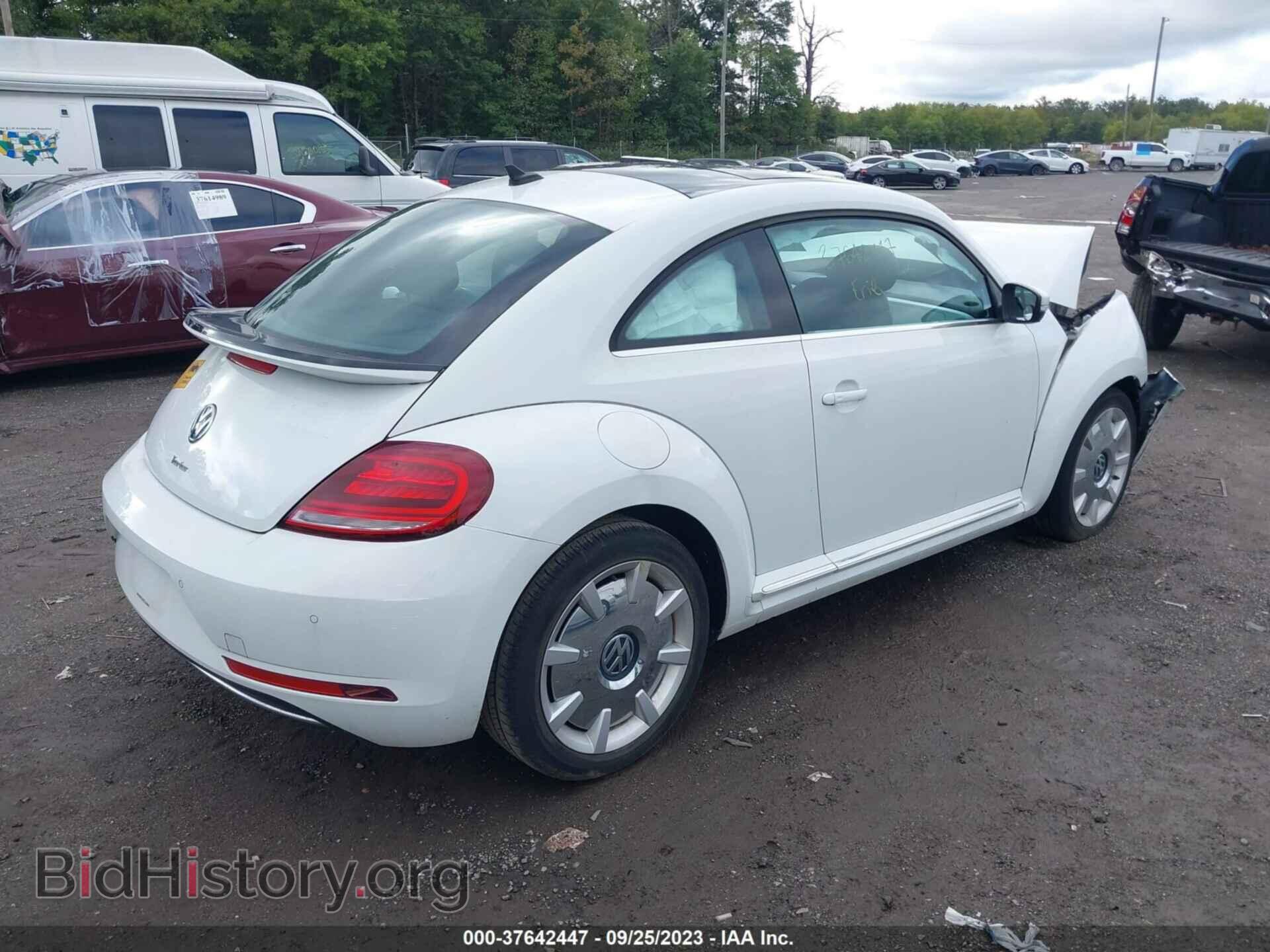 2019 VOLKSWAGEN BEETLE - VIN: 3VWJD7AT6KM714562 - Фото 4