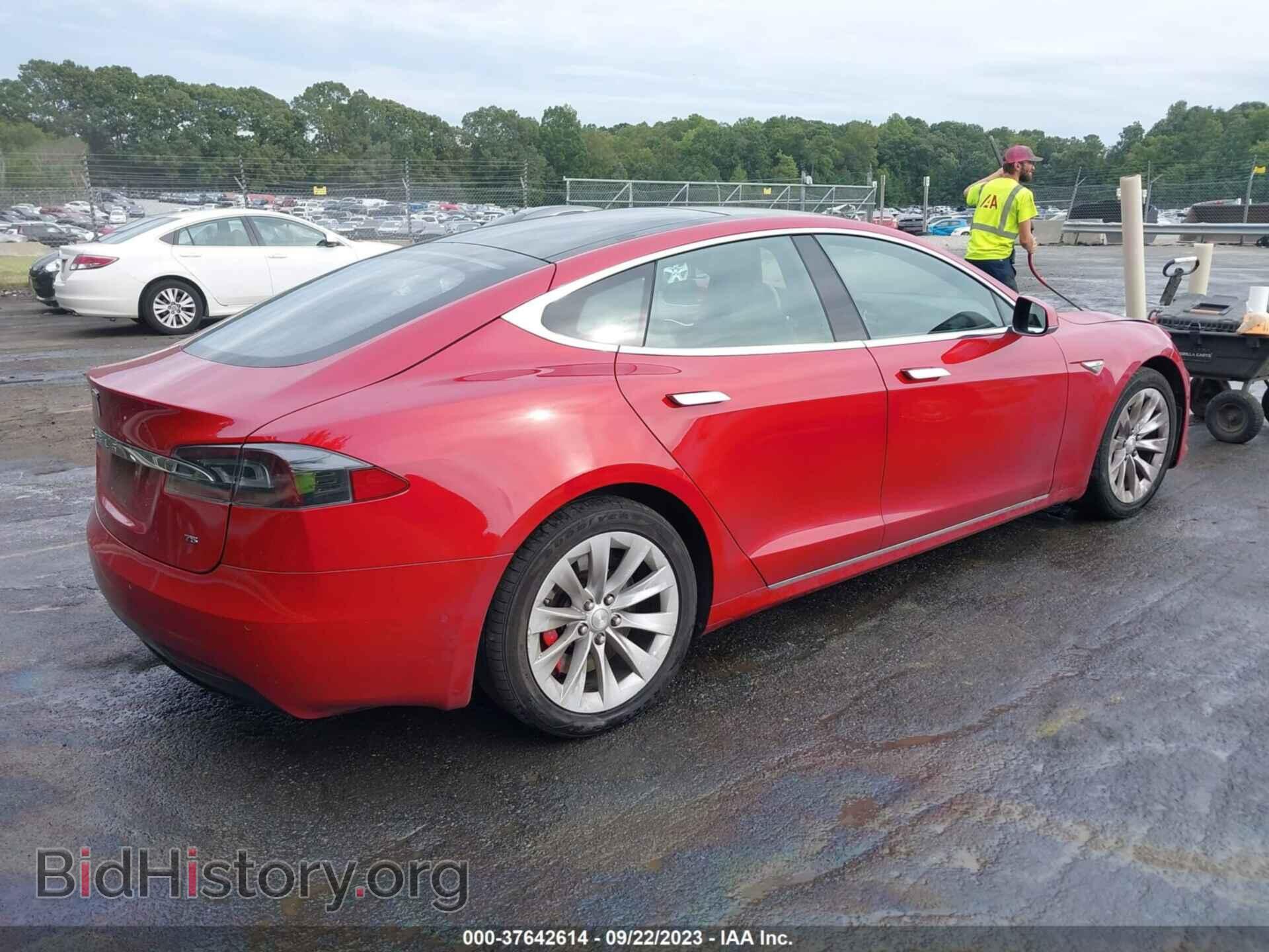 2016 TESLA MODEL S - VIN: 5YJSA1E17GF138403 - Фото 4