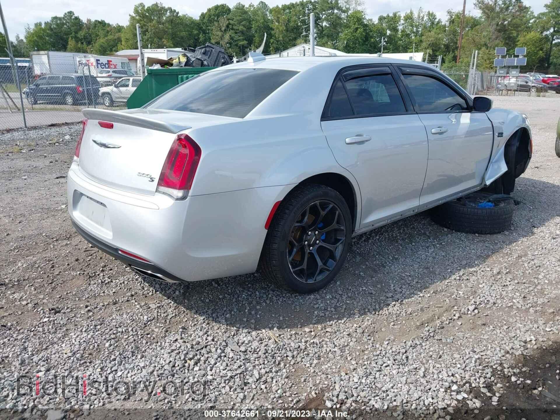 2020 CHRYSLER 300 - VIN: 2C3CCABT5LH239050 - Фото 4