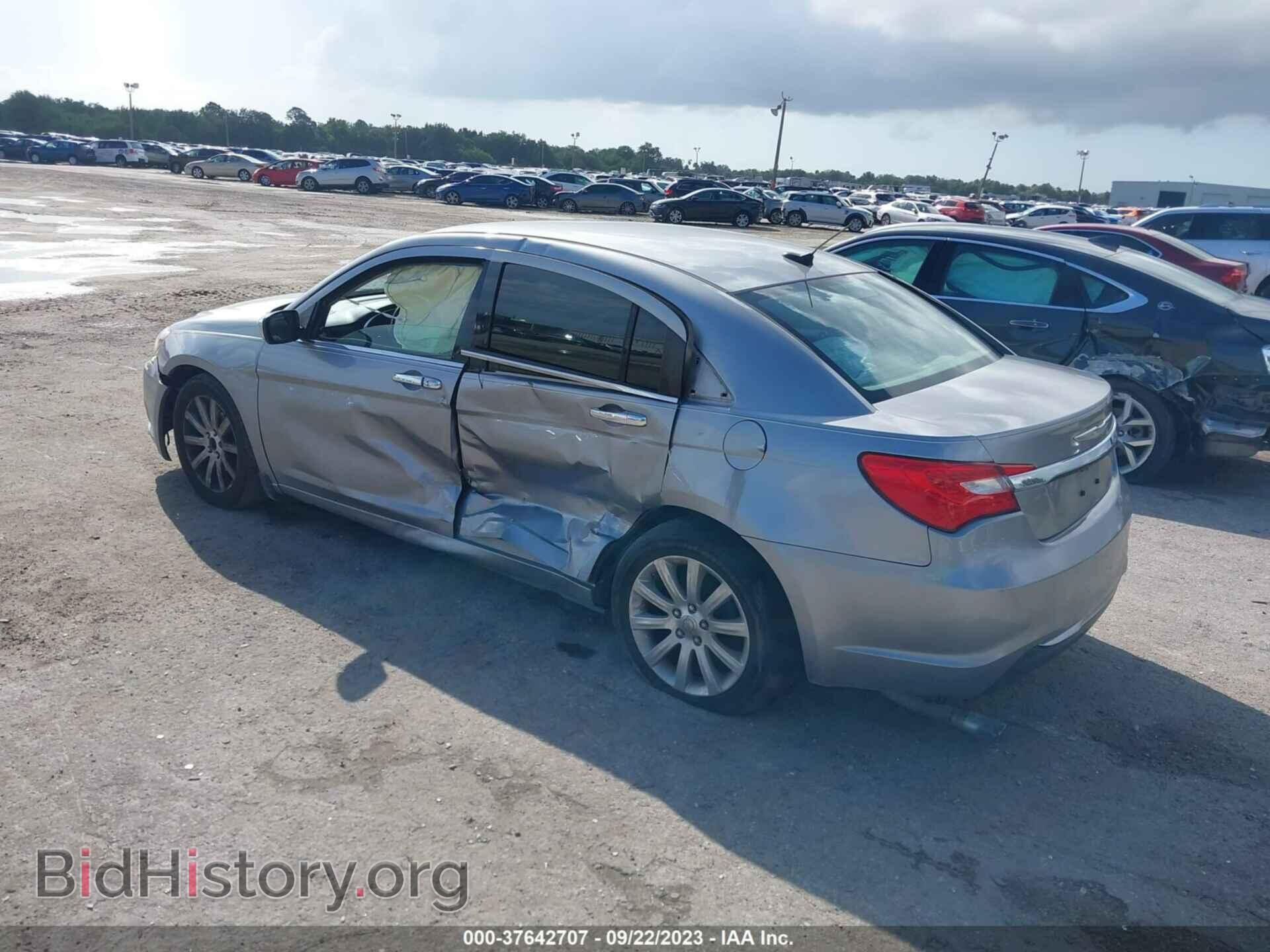 2013 CHRYSLER 200 - VIN: 1C3CCBCG3DN650026 - Photo 3