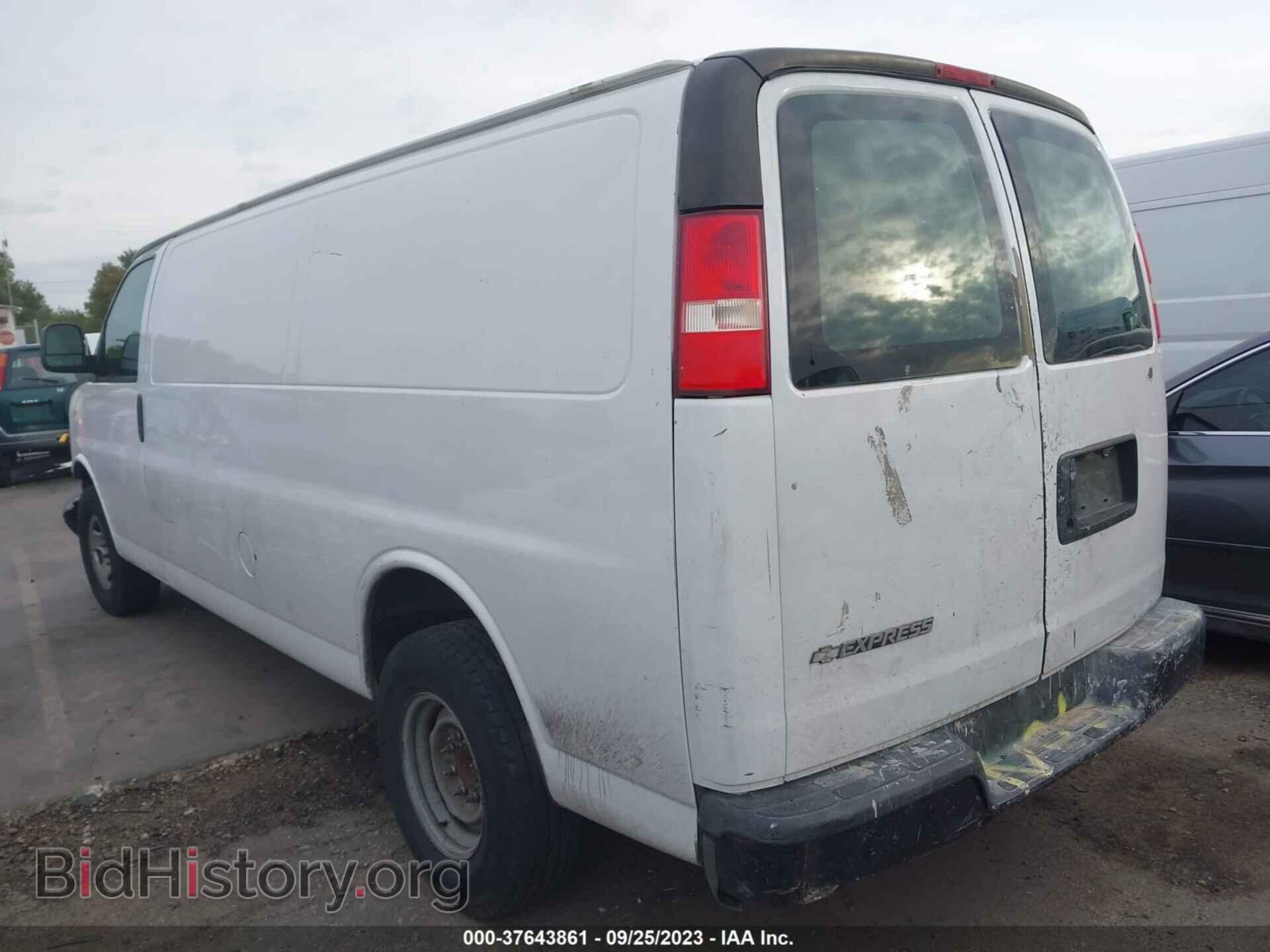 2009 CHEVROLET EXPRESS CARGO VAN - VIN: 1GCHG39K491132769 - Фото 3