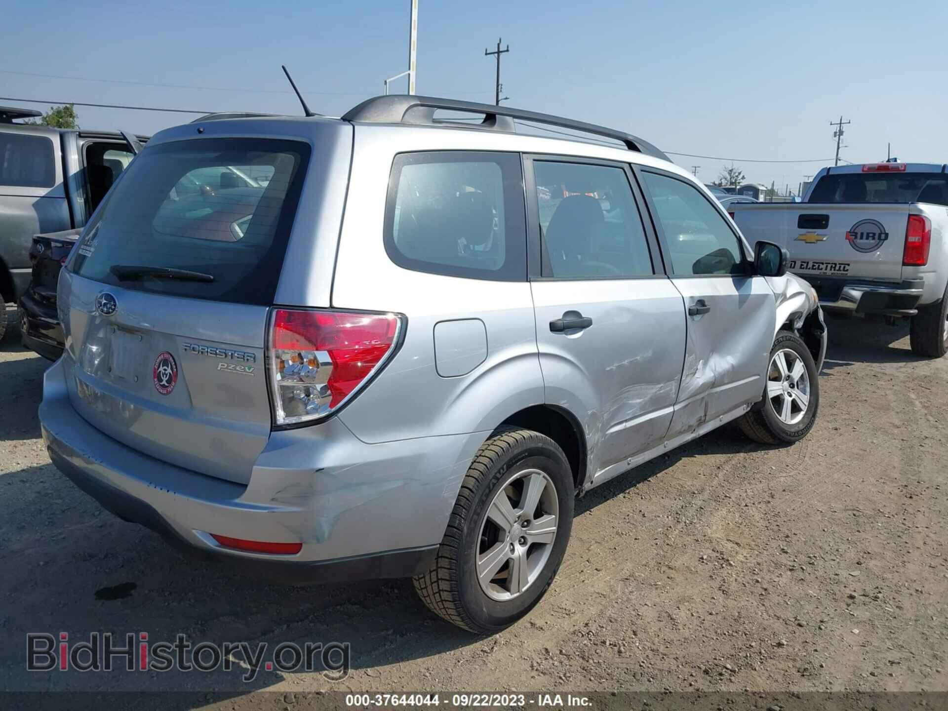 2013 SUBARU FORESTER - VIN: JF2SHABC3DH421928 - Фото 4