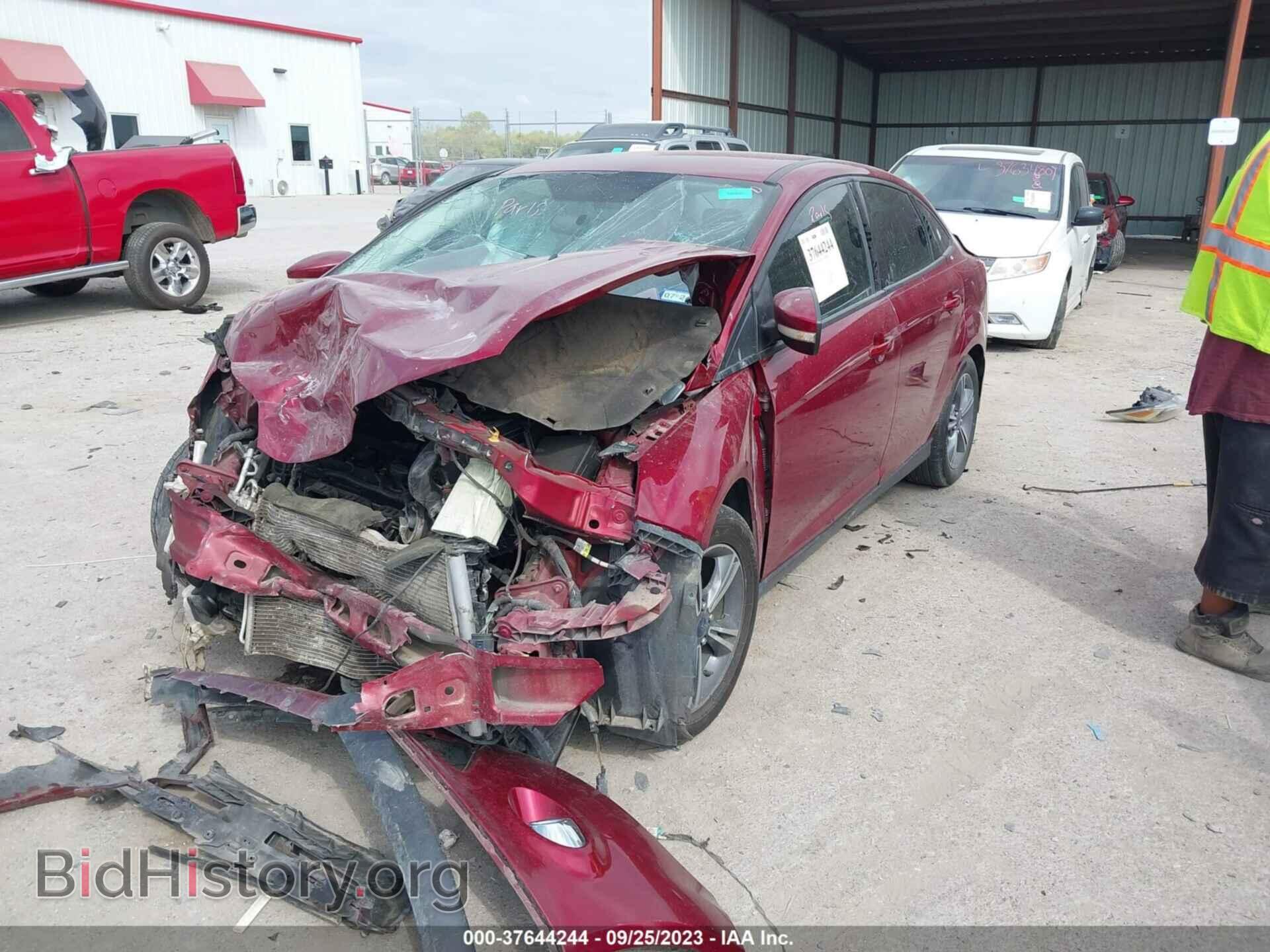 2014 FORD FOCUS - VIN: 1FADP3F2XEL183765 - Photo 2