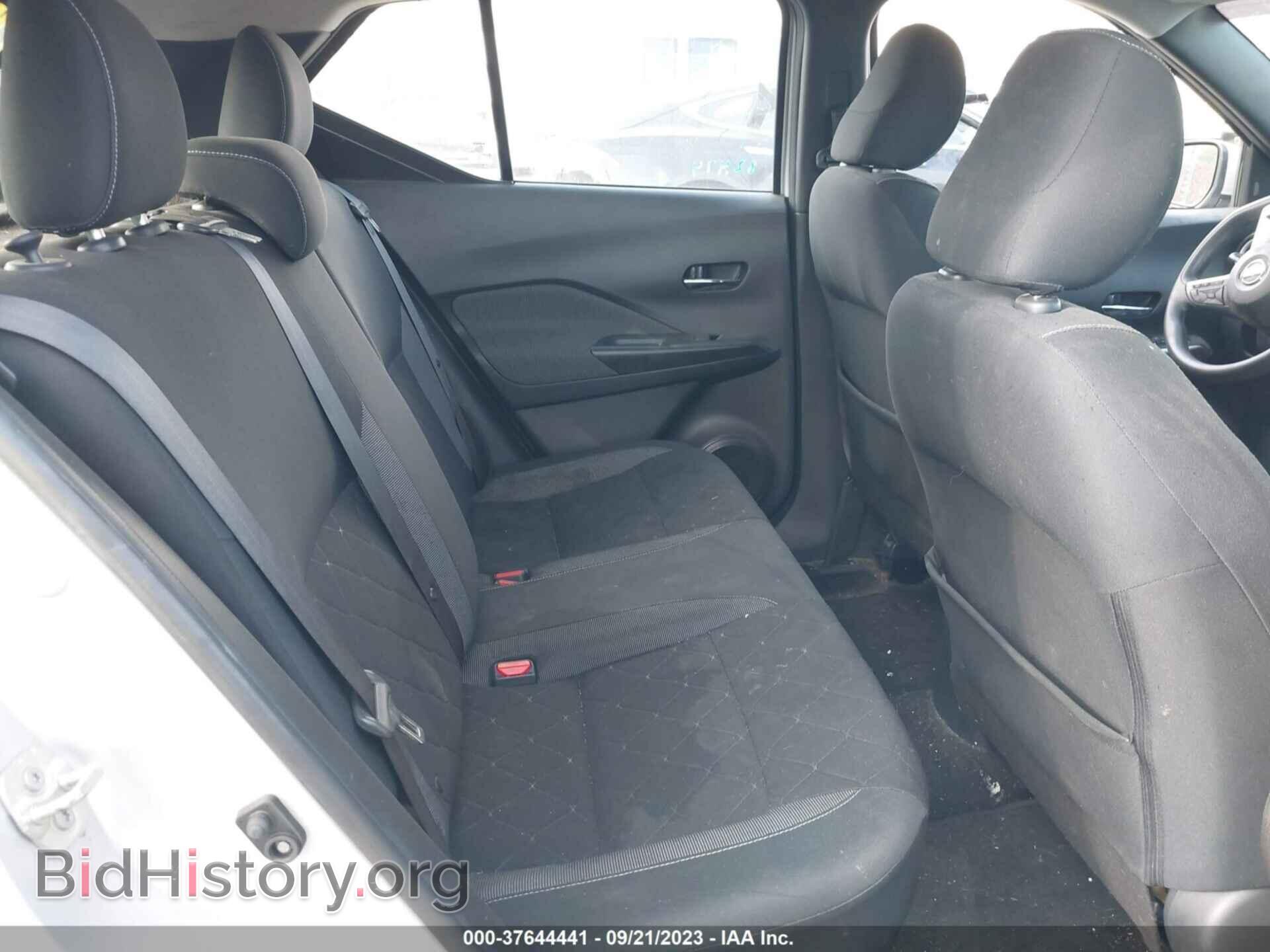 2019 NISSAN KICKS - VIN: 3N1CP5CU3KL558390 - Фото 8