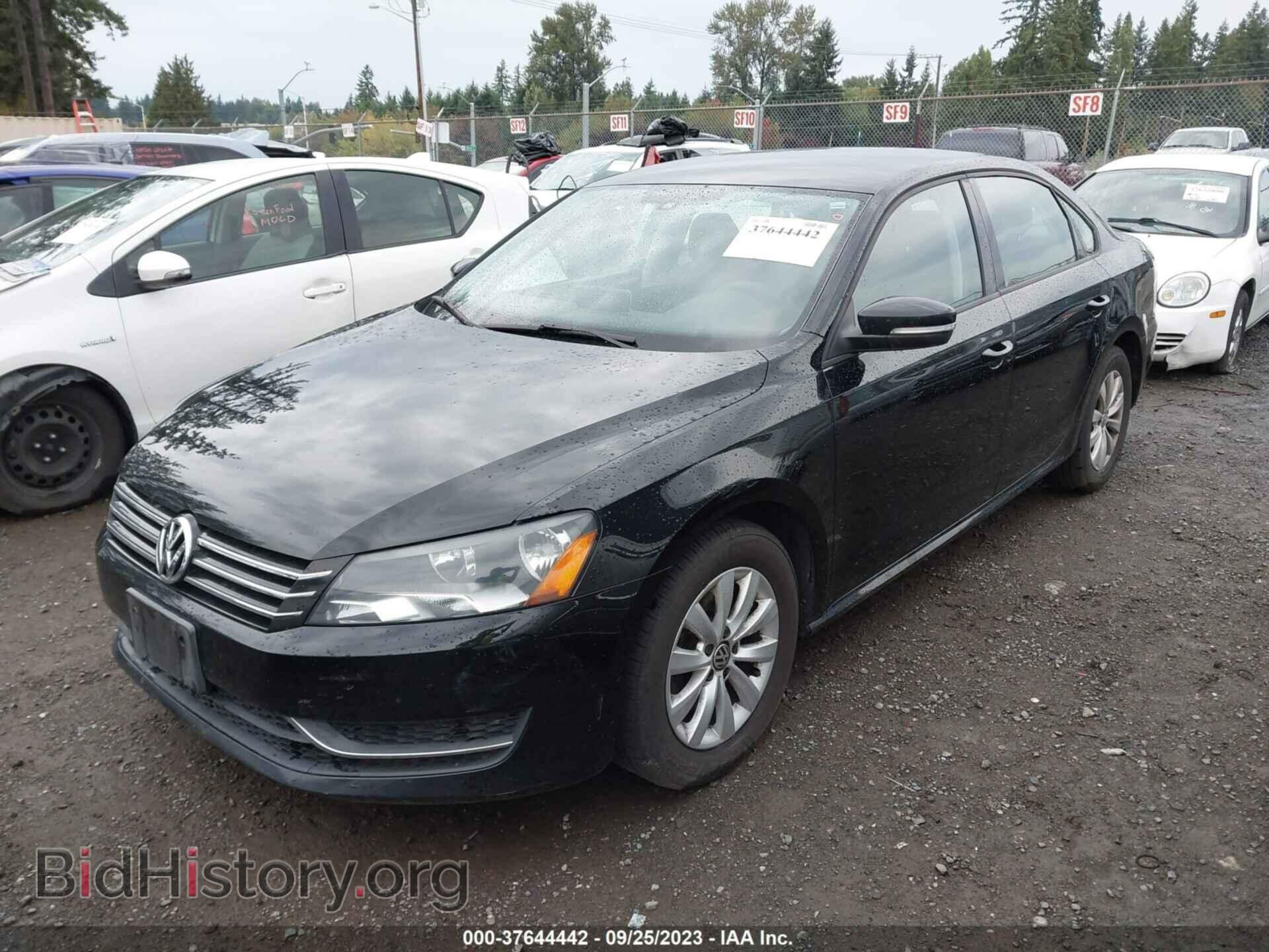 2013 VOLKSWAGEN PASSAT - VIN: 1VWAP7A31DC015027 - Фото 2