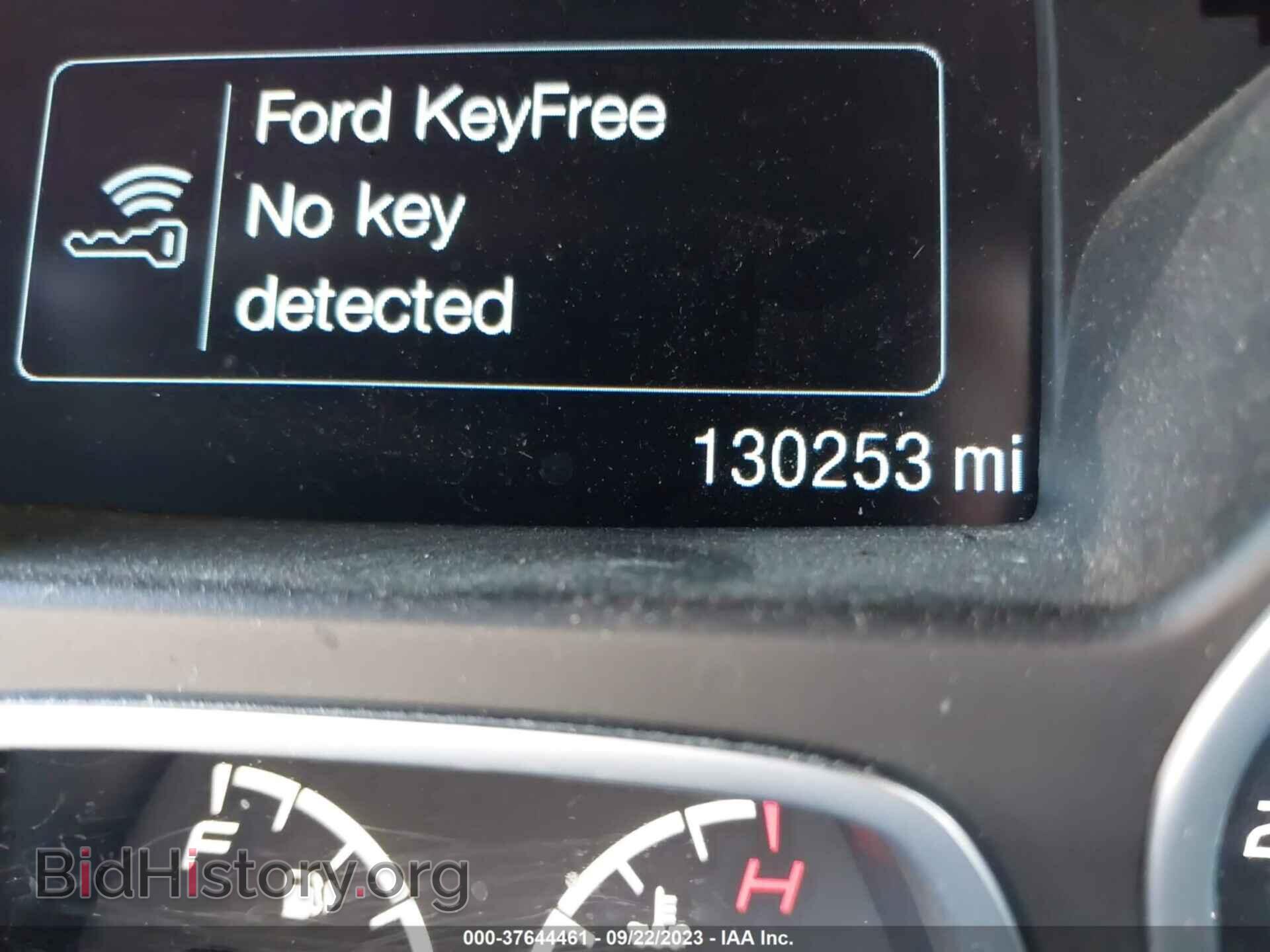 2015 FORD ESCAPE - VIN: 1FMCU9J92FUB69856 - Фото 15