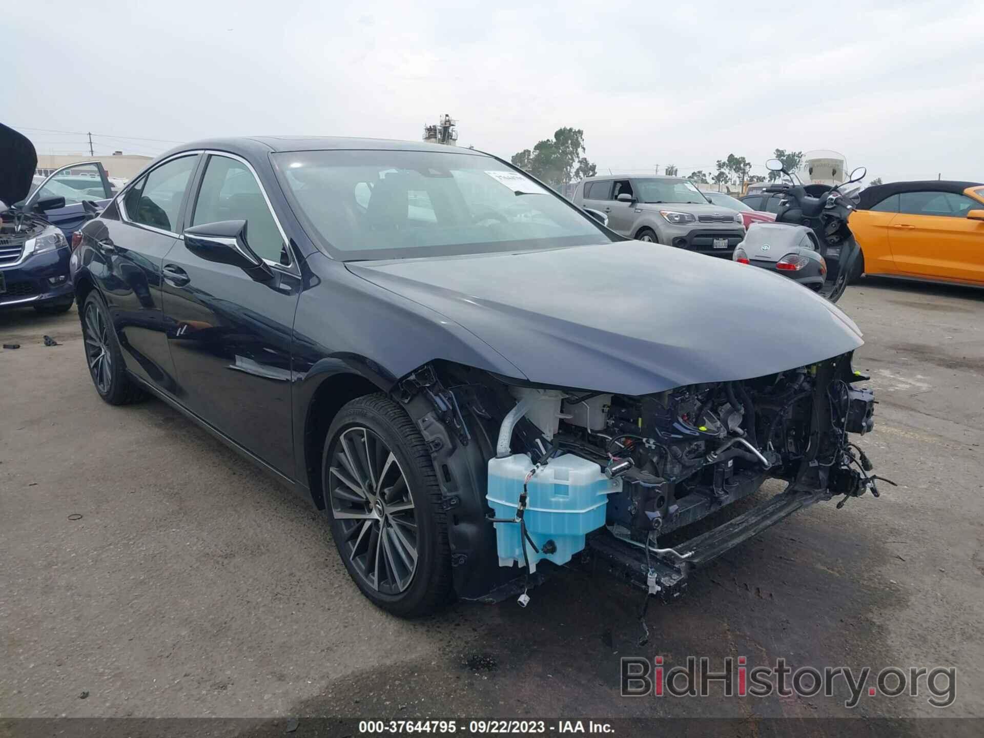 Photo 58ADA1C17PU030175 - LEXUS ES 2023