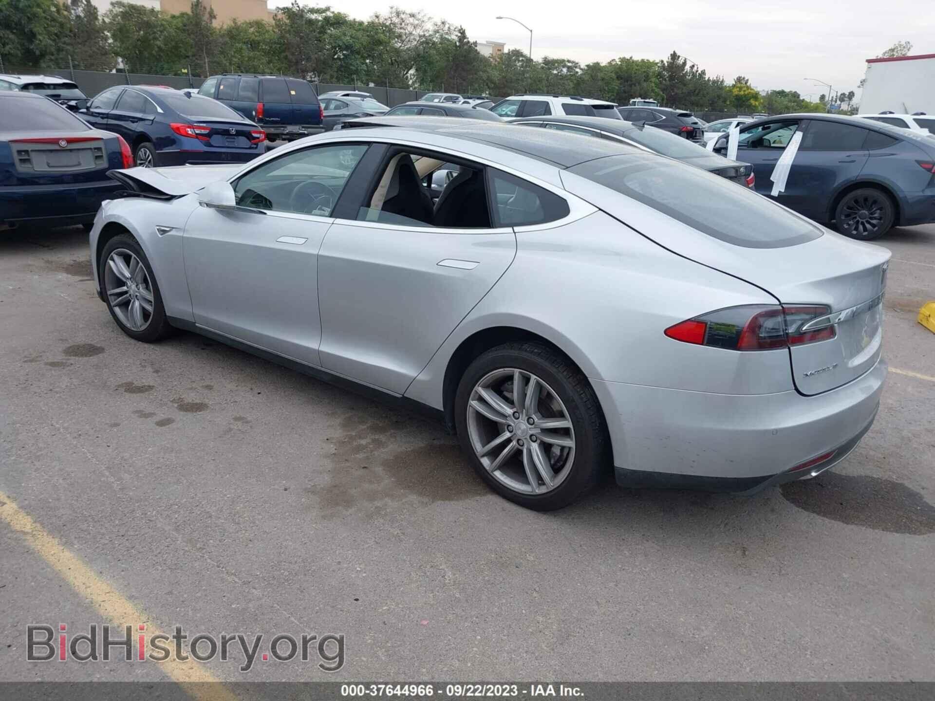 2014 TESLA MODEL S - VIN: 5YJSA1H16EFP50620 - Фото 3