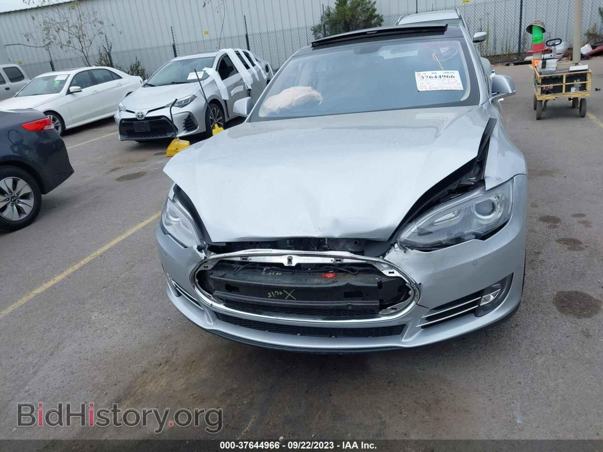 2014 TESLA MODEL S - VIN: 5YJSA1H16EFP50620 - Фото 6