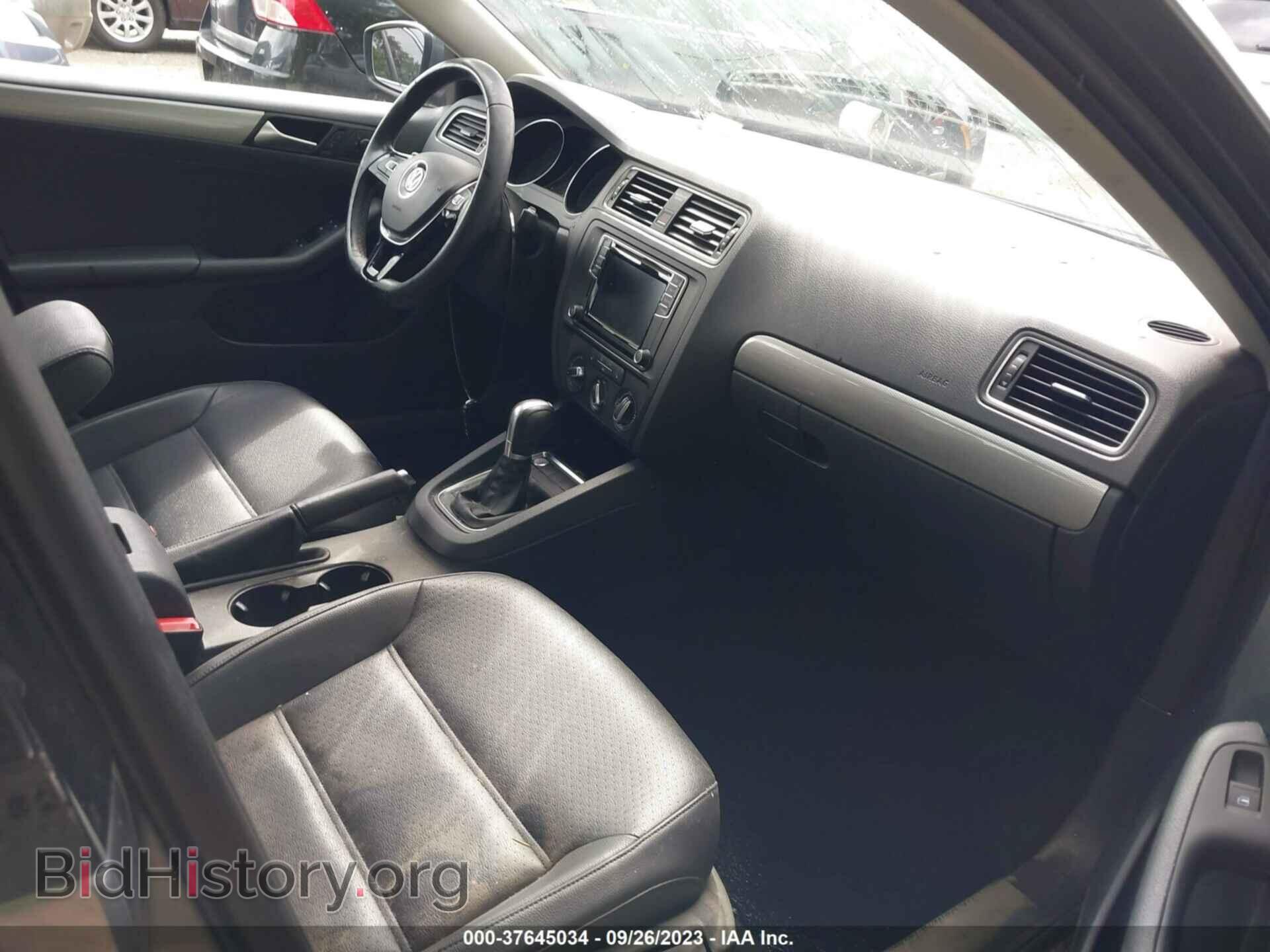 2017 VOLKSWAGEN JETTA - VIN: 3VWDB7AJ6HM270643 - Фото 5