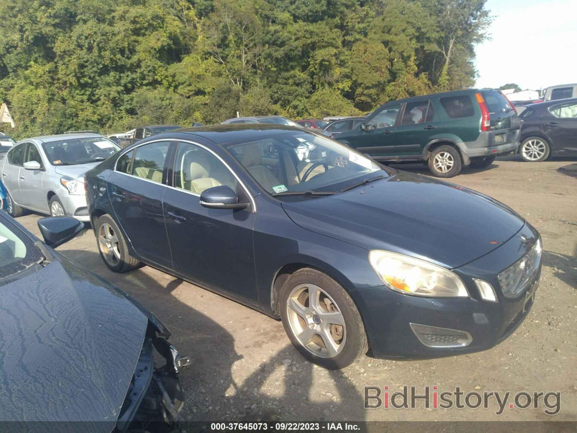 Photo YV1612FH4D1207341 - VOLVO S60 2013