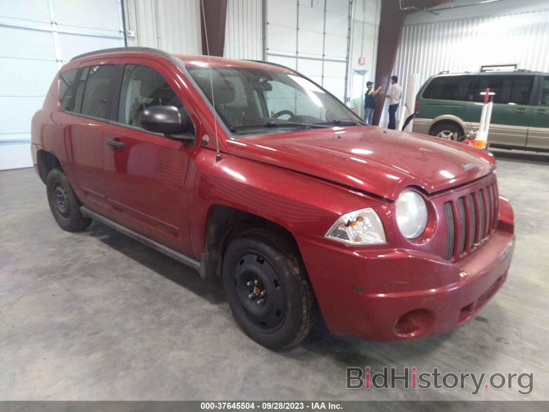 Photo 1J4NF4FB0AD503844 - JEEP COMPASS 2010