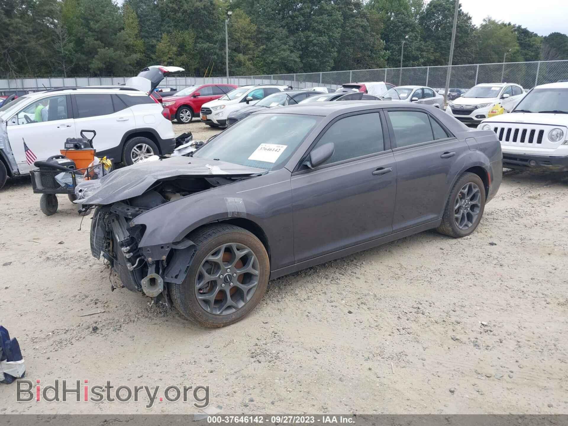 2015 CHRYSLER 300 - VIN: 2C3CCAGG7FH756947 - Photo 2