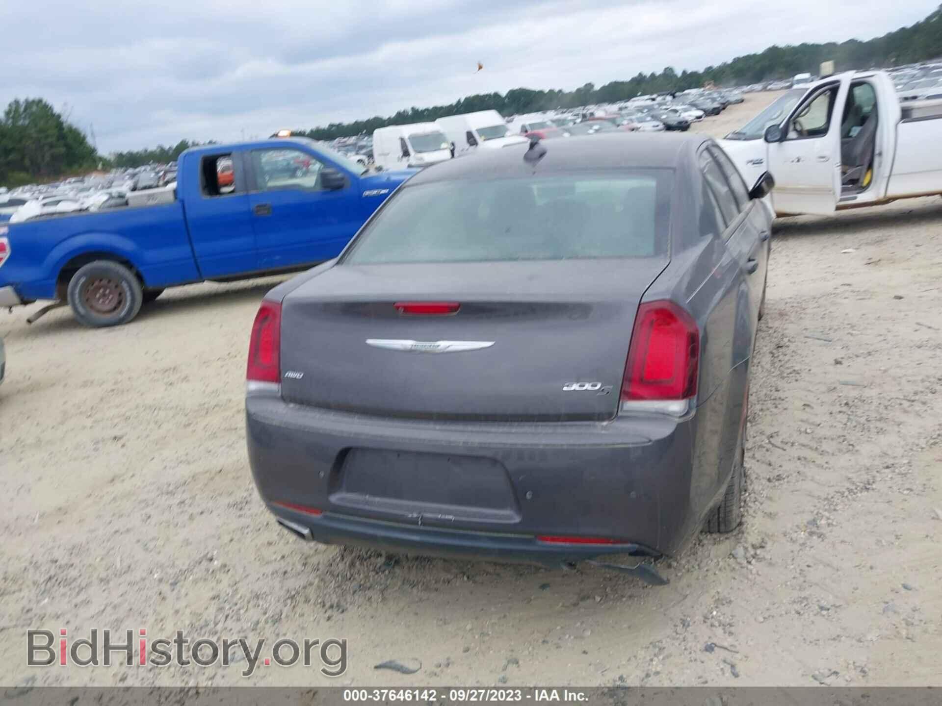 2015 CHRYSLER 300 - VIN: 2C3CCAGG7FH756947 - Photo 16