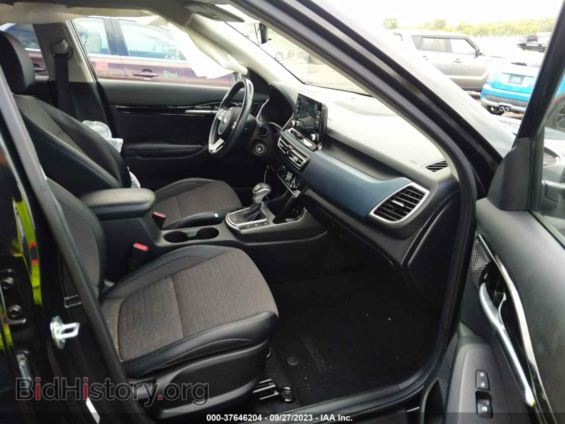 2021 KIA SELTOS - VIN: KNDEUCAA3M7114302 - Фото 5