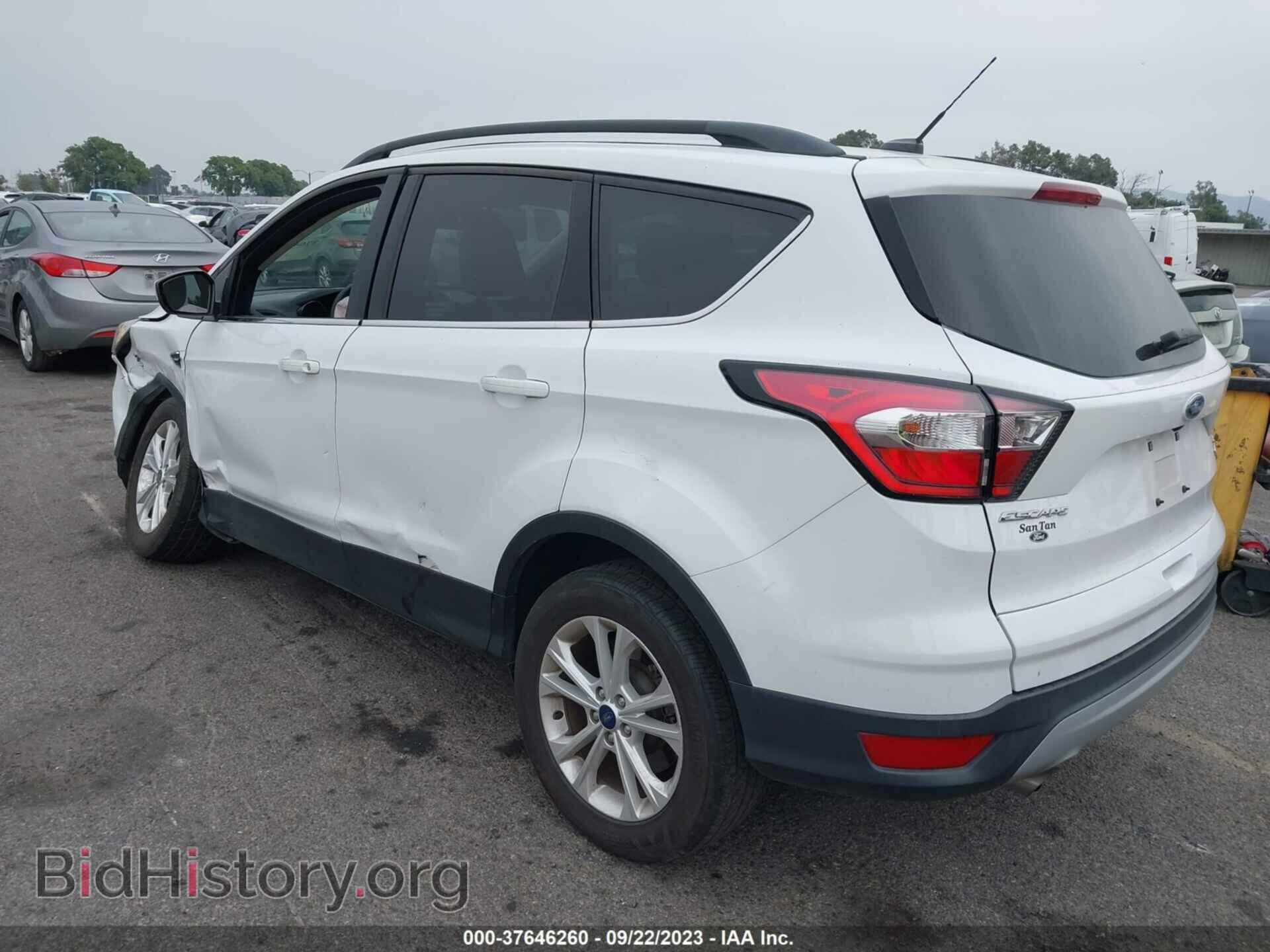 2018 FORD ESCAPE - VIN: 1FMCU0GD2JUD38287 - Фото 3