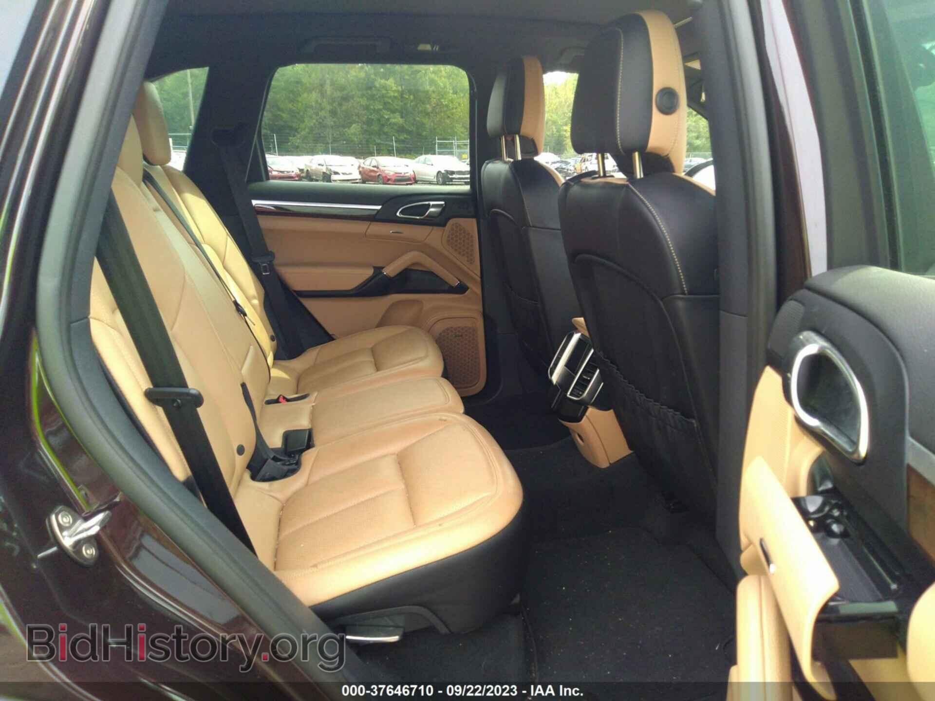 2017 PORSCHE CAYENNE - VIN: WP1AA2A29HKA87697 - Фото 8