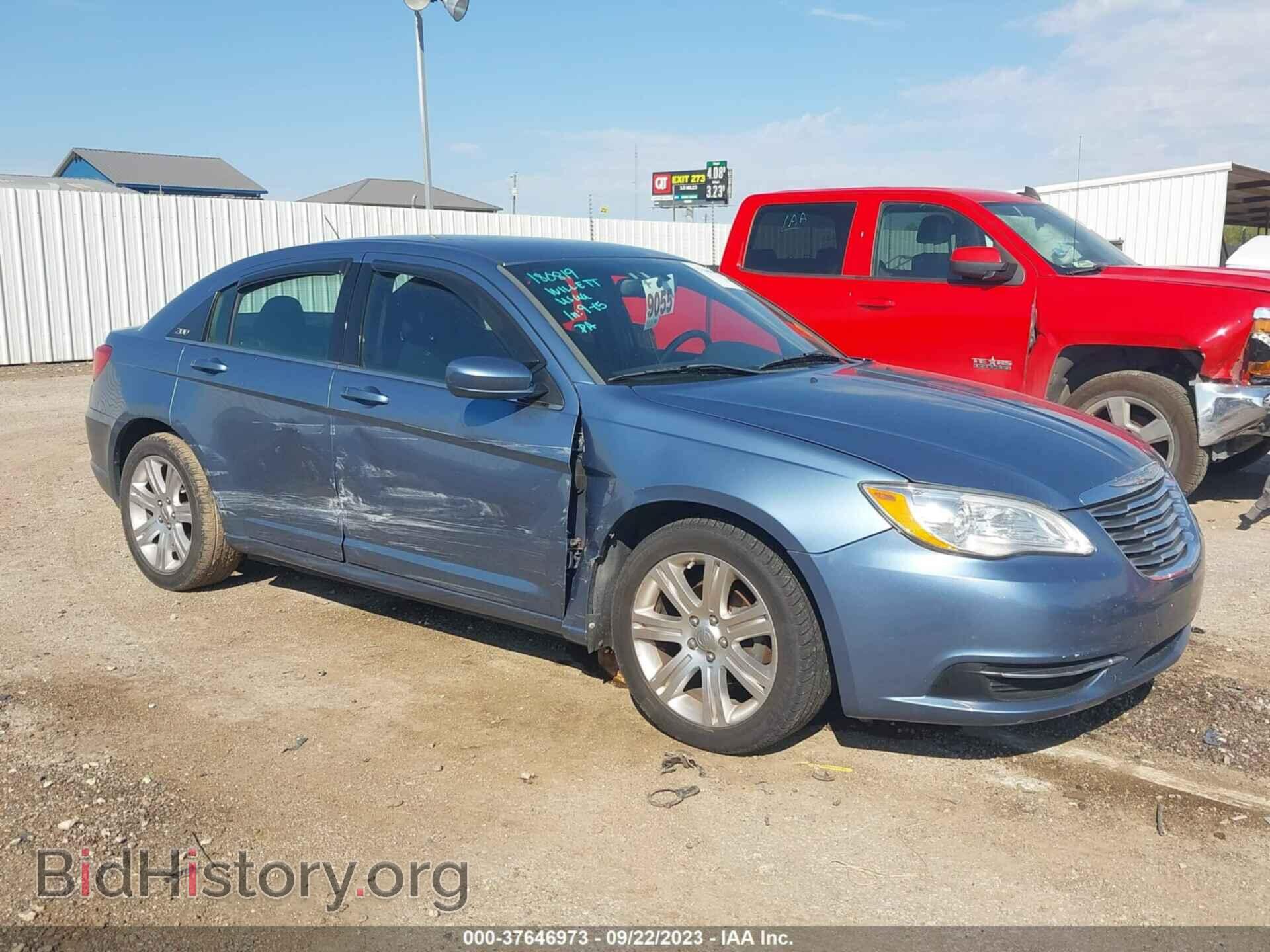 Photo 1C3BC1FB2BN603671 - CHRYSLER 200 2011