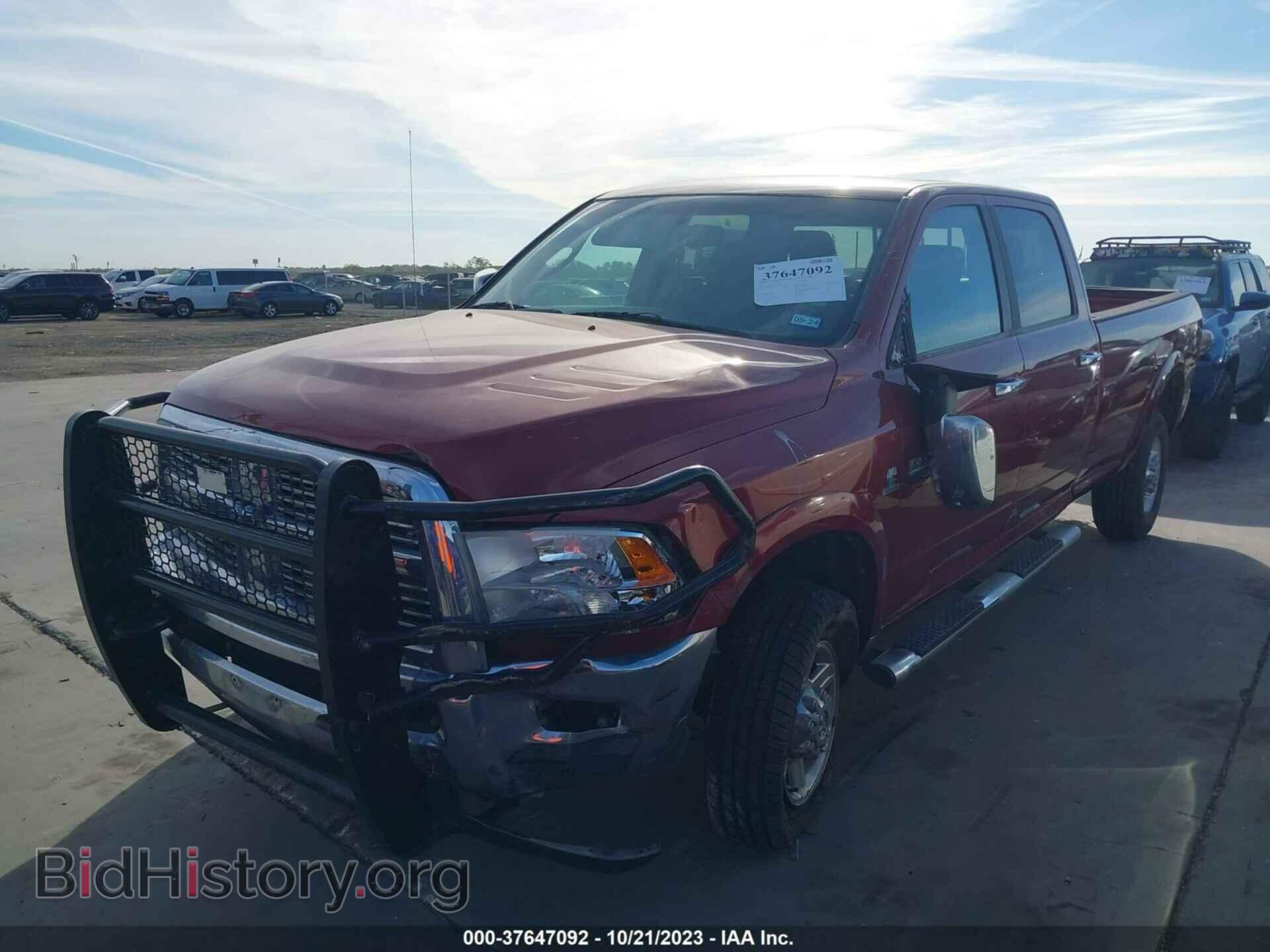2012 RAM 2500 - VIN: 3C6UD5KL2CG165744 - Фото 2