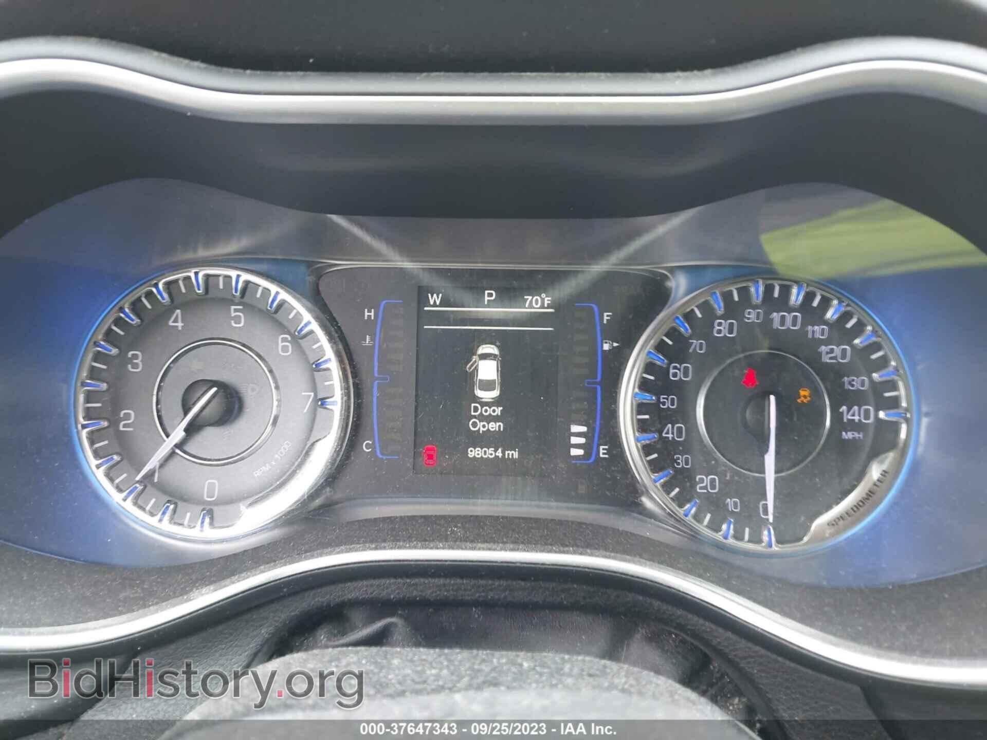 2015 CHRYSLER 200 - VIN: 1C3CCCAB5FN615021 - Photo 7