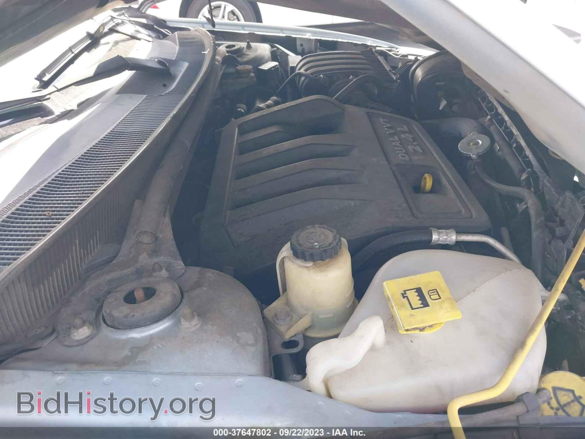 2013 CHRYSLER 200 - VIN: 1C3CCBBB5DN618796 - Photo 10
