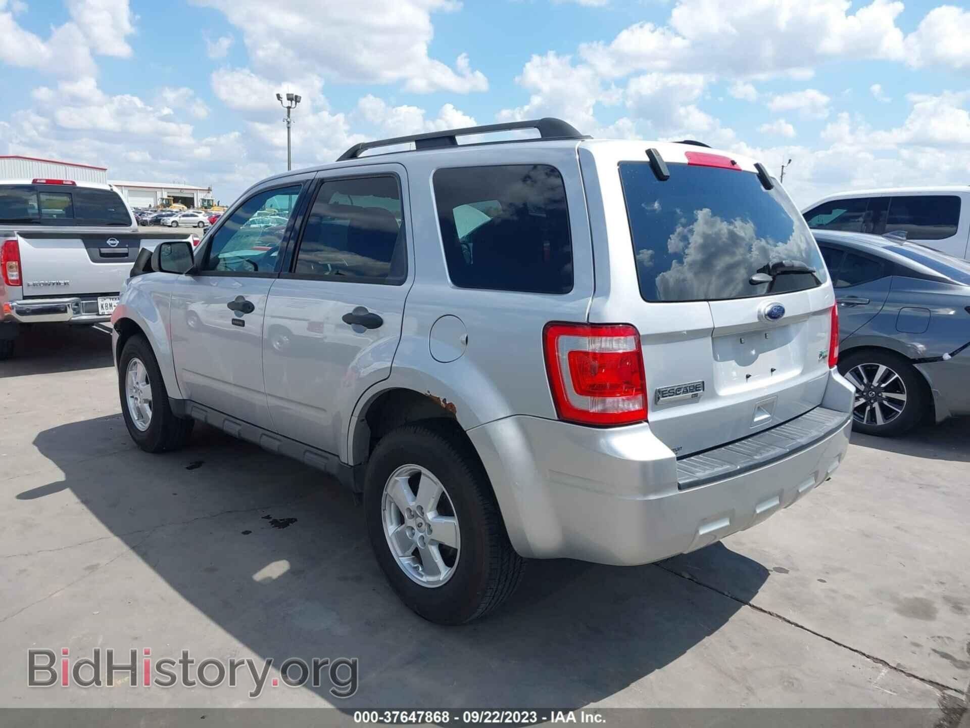 2012 FORD ESCAPE - VIN: 1FMCU0DG2CKB88517 - Фото 3