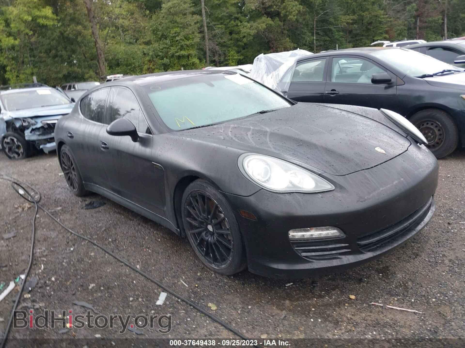 Фотография WP0AA2A76BL012633 - PORSCHE PANAMERA 2011