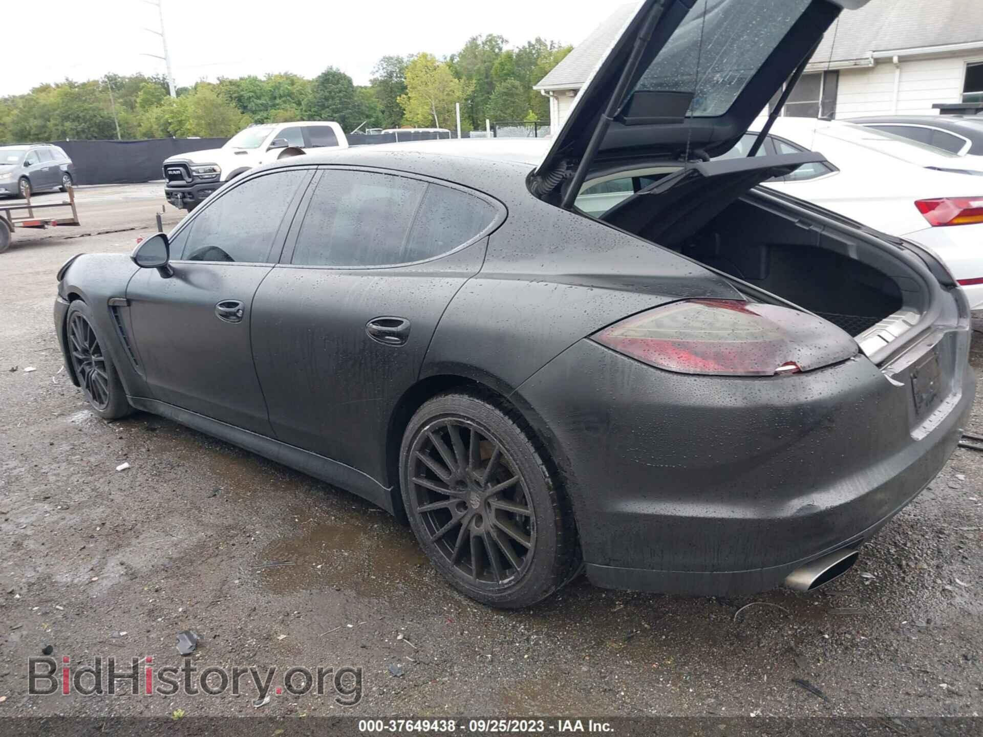 2011 PORSCHE PANAMERA - VIN: WP0AA2A76BL012633 - Photo 3
