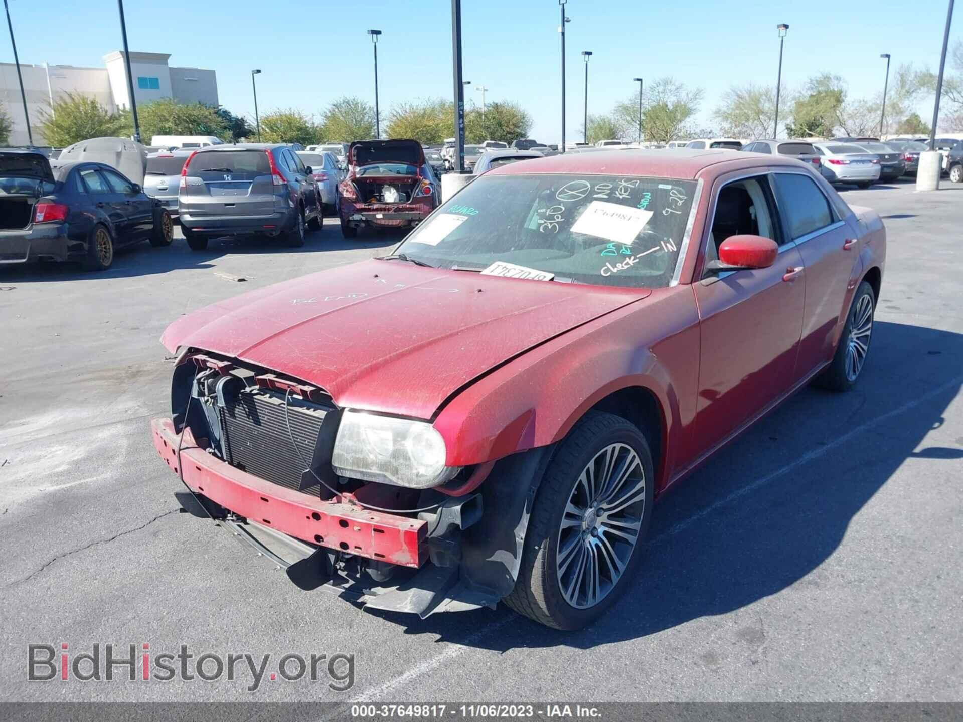 2010 CHRYSLER 300 - VIN: 2C3CA2CV7AH330362 - Фото 2