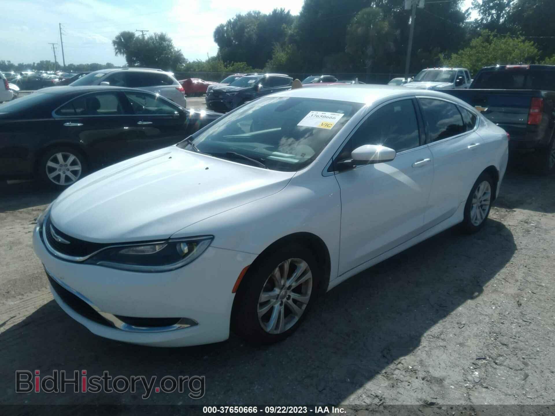 2015 CHRYSLER 200 - VIN: 1C3CCCAB2FN716629 - Фото 2