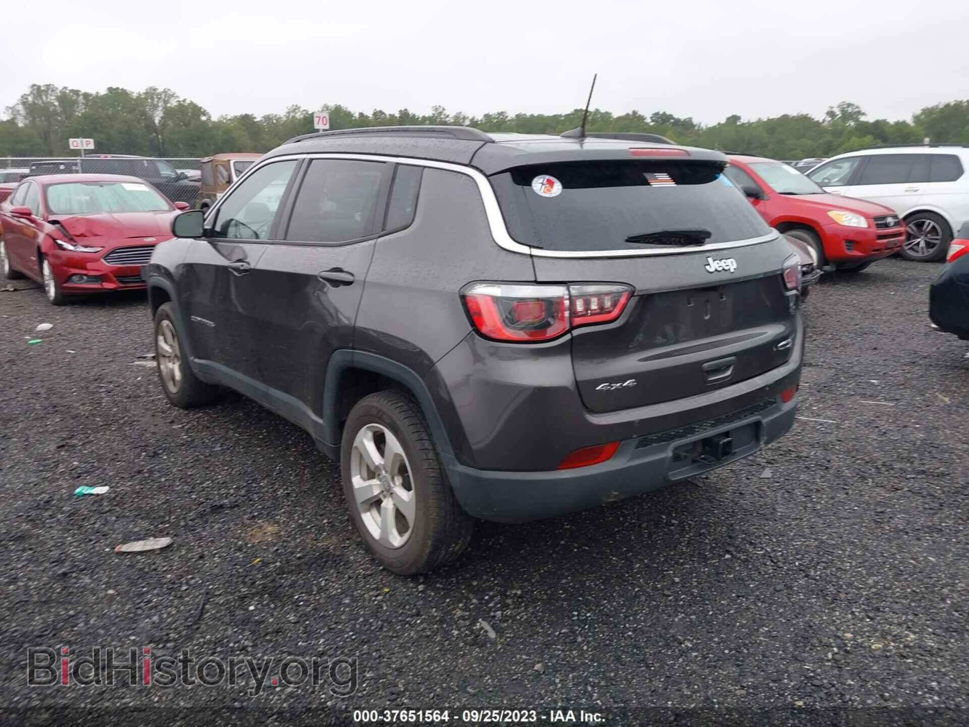 2018 JEEP COMPASS - VIN: 3C4NJDBB9JT177403 - Фото 3