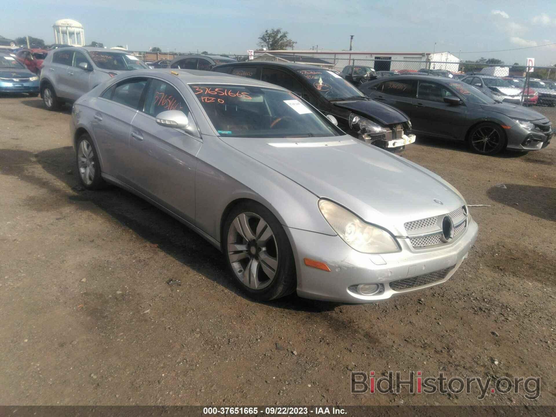 Photo WDDDJ72X77A079789 - MERCEDES-BENZ CLS-CLASS 2007