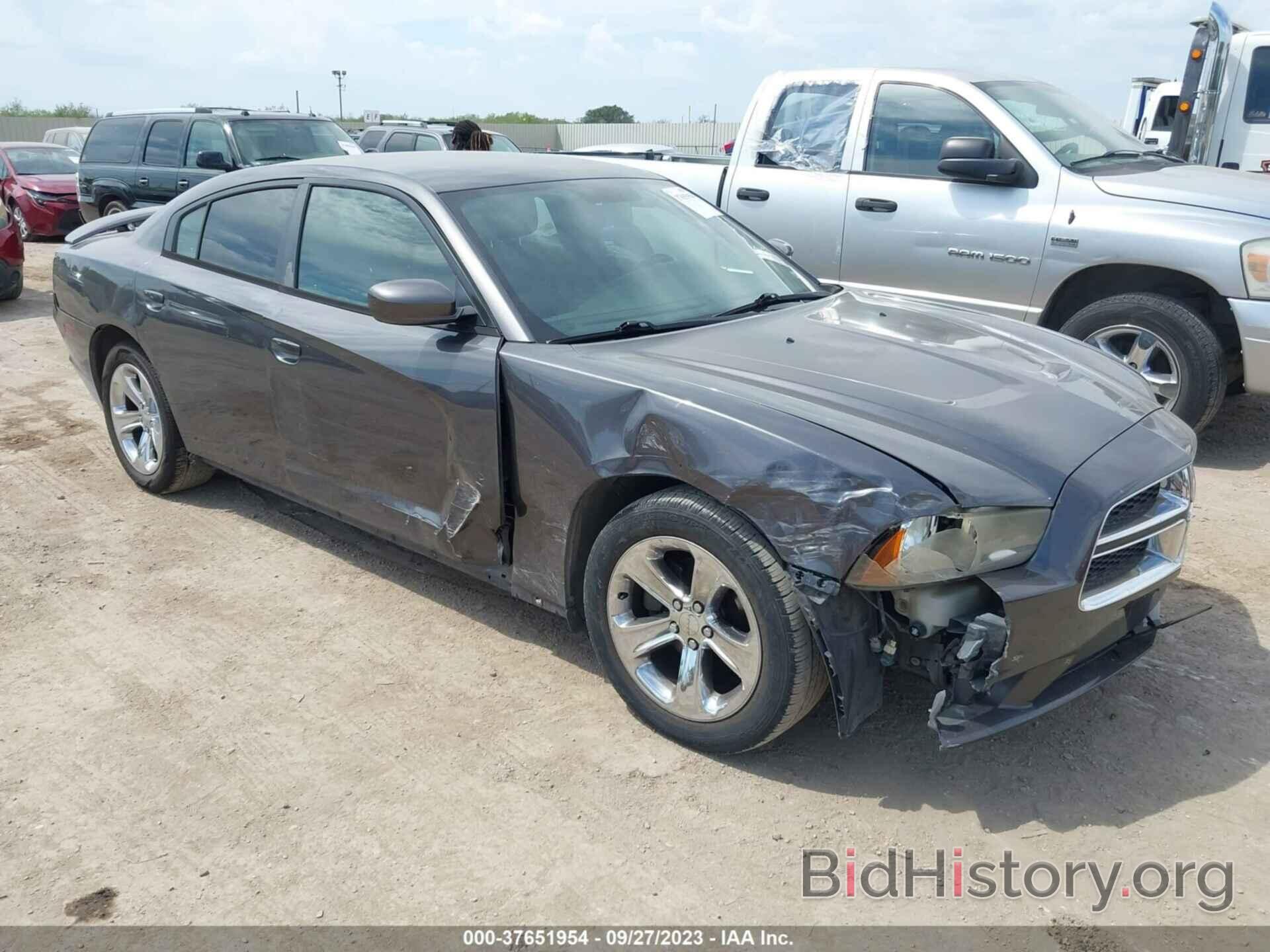 Photo 2C3CDXBG5DH730223 - DODGE CHARGER 2013